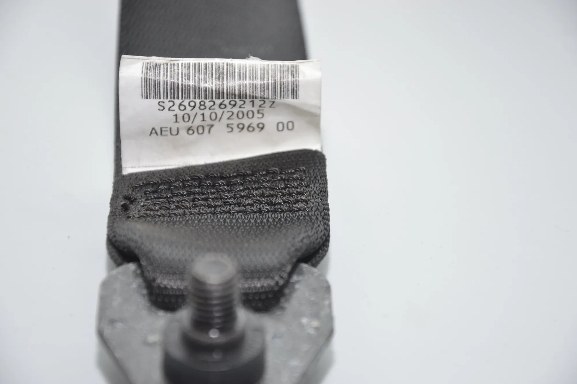Front Right Seatbelt – OEM 6982692 · BMW 7 (E65, E66, E67) 750 i, Li 2005 – 6
