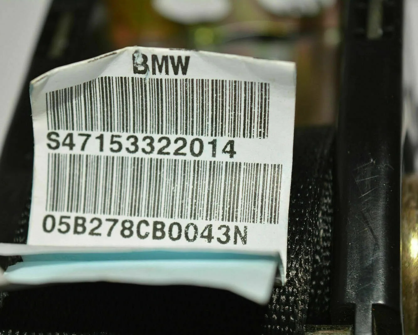 Rear Right Seatbelt – OEM 7153322 · BMW 7 (E65, E66, E67) 750 i, Li 2005 – 4