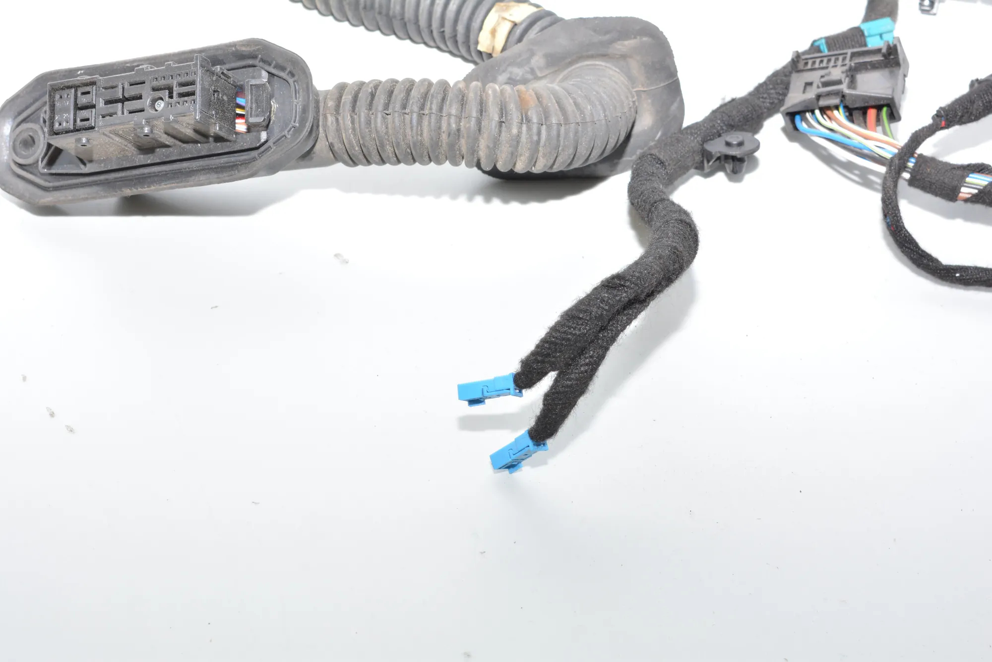 Front Right Door Wiring – OEM 6913125 · BMW 7 (E65, E66, E67) 750 i, Li 2005 – 3