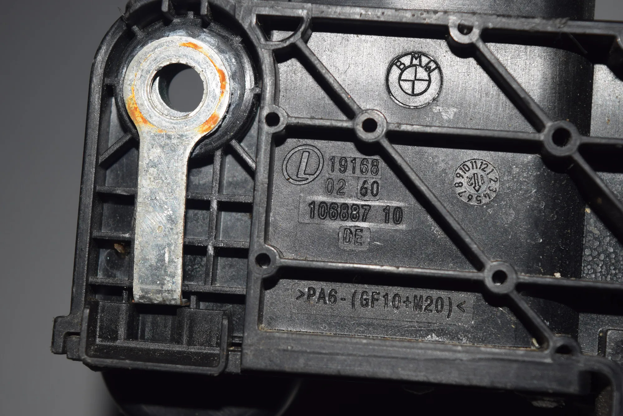 Other Control Units – OEM 10688710 · BMW 3 Touring (E91) 330 d xDrive 2010 – 4