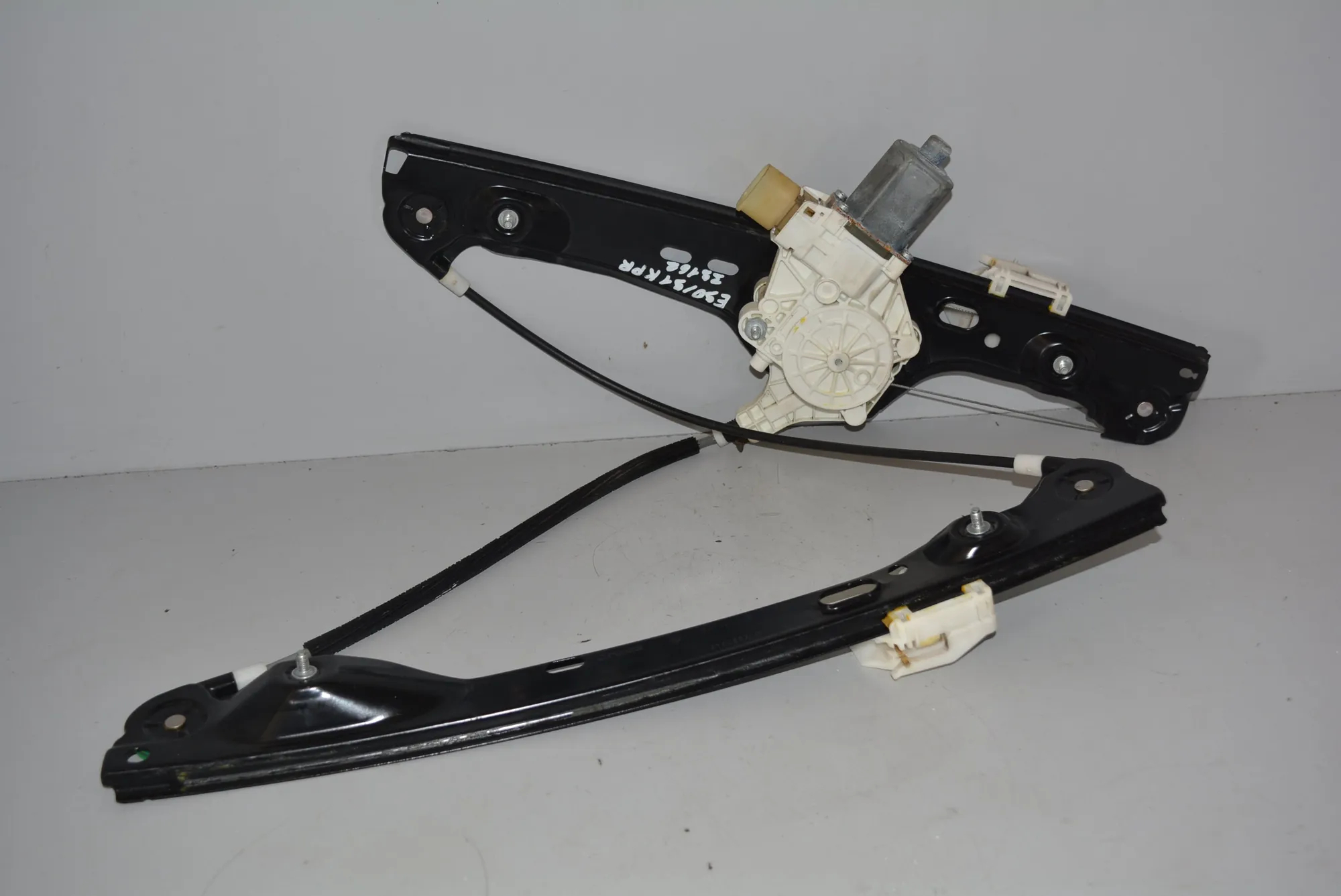 Front Left Door Window Regulator – OEM 7140587 · BMW 3 Touring (E91) 330 d xDrive 2010 – 2