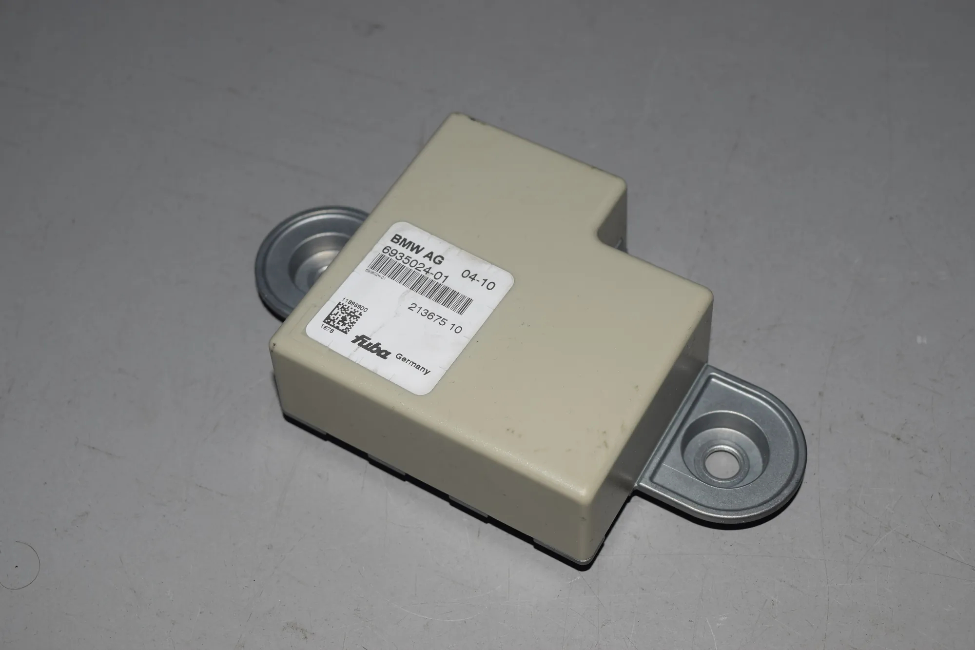 Antenna Amplifier – OEM 6935024 · BMW 3 Touring (E91) 330 d xDrive 2010