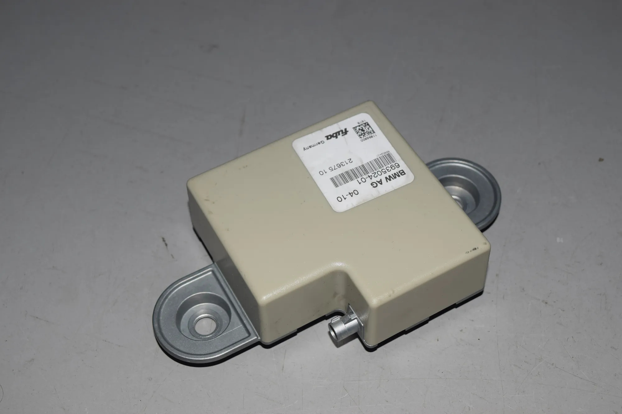 Antenna Amplifier – OEM 6935024 · BMW 3 Touring (E91) 330 d xDrive 2010 – 2