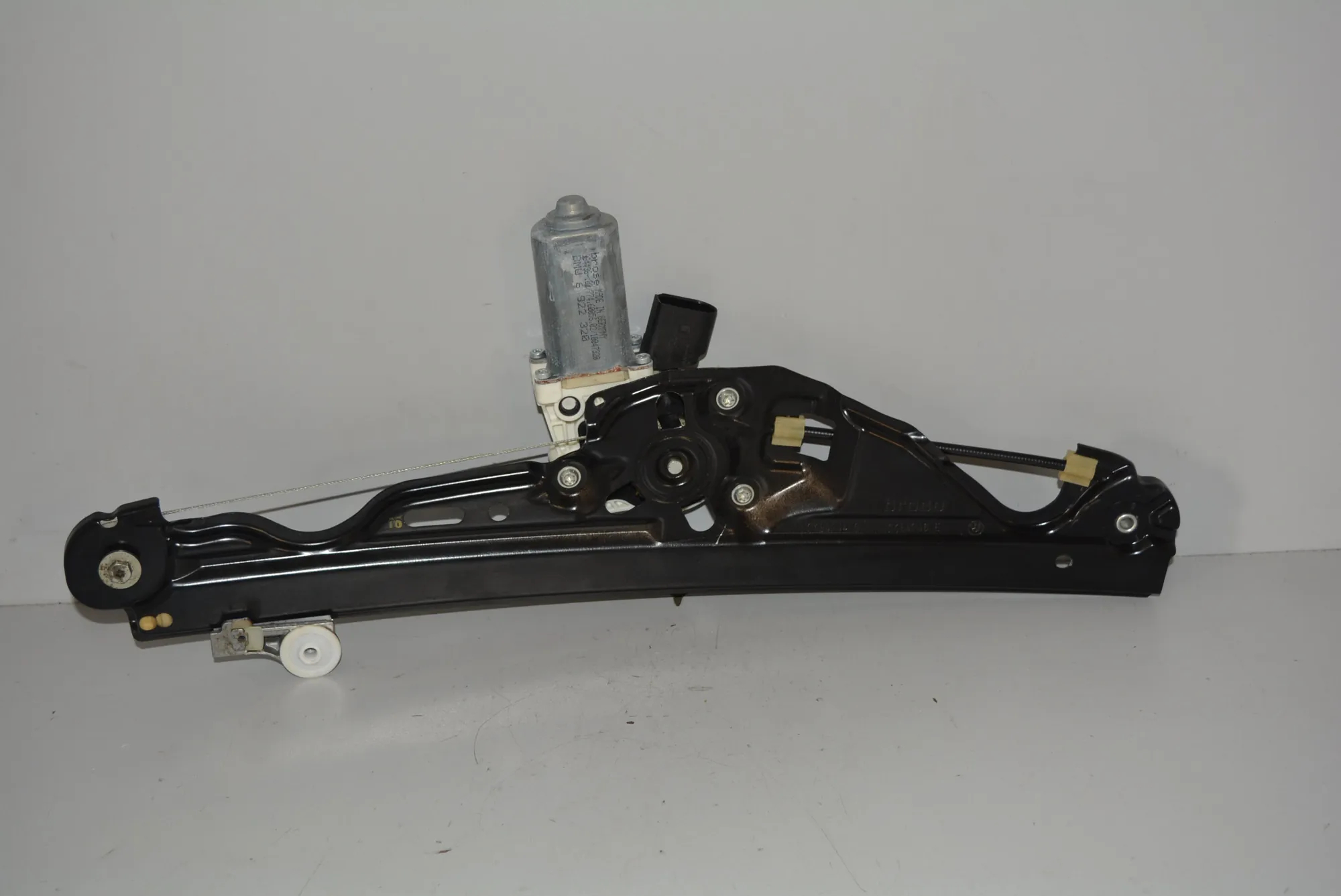 Rear Right Door Window Regulator – OEM 7184746 · BMW 5 Touring (E61) 523 i 2007