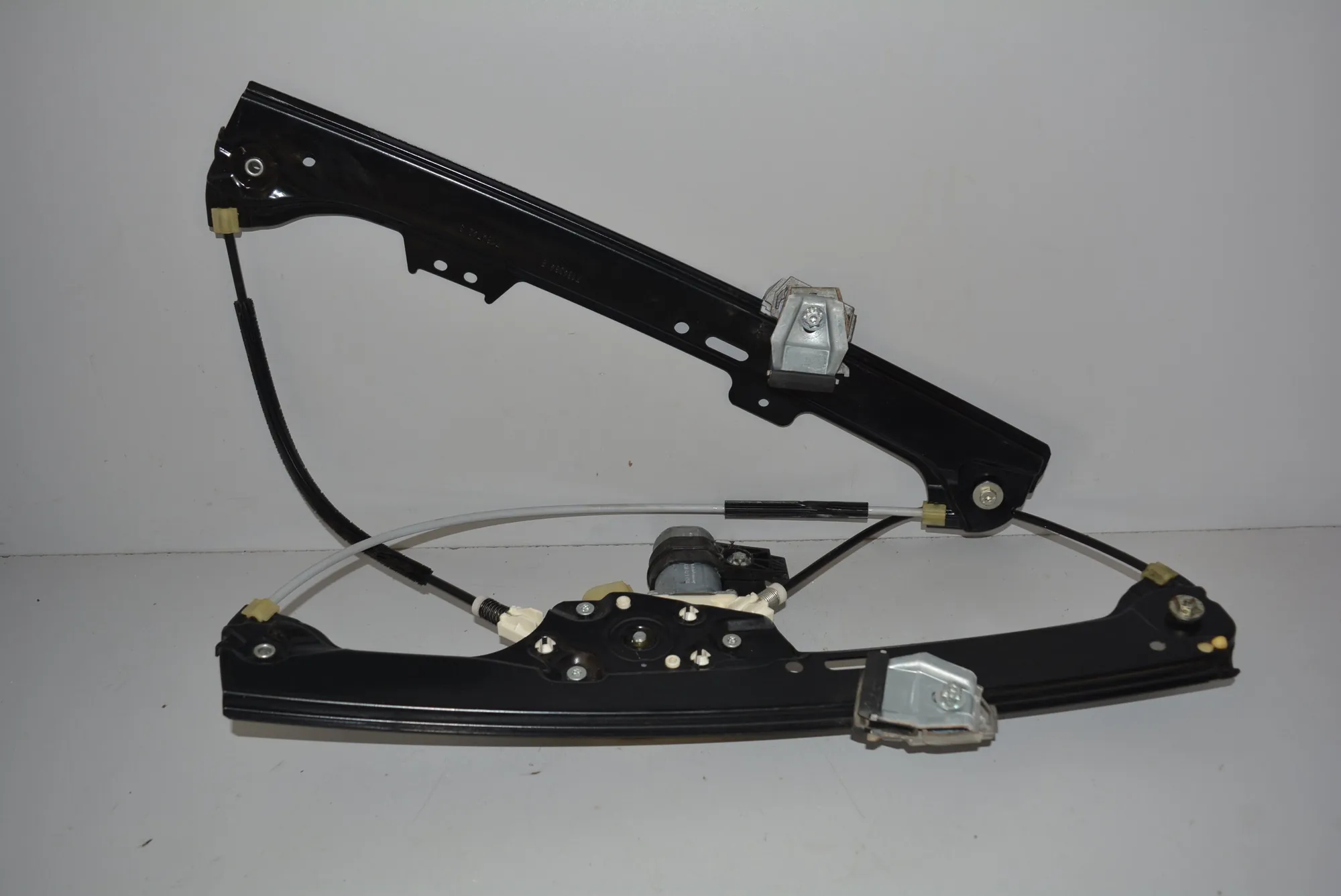 Front Right Door Window Regulator – OEM 7184384 · BMW 5 Touring (E61) 523 i 2007