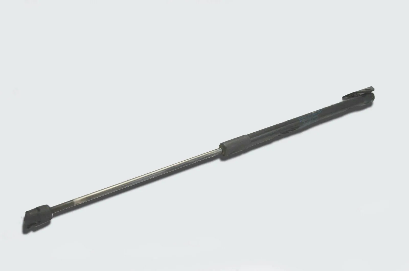 Left Side Tailgate Gas Strut – OEM 51242990136 · BMW X1 (E84) BMW X1 (E84) xDrive 20 d 2010