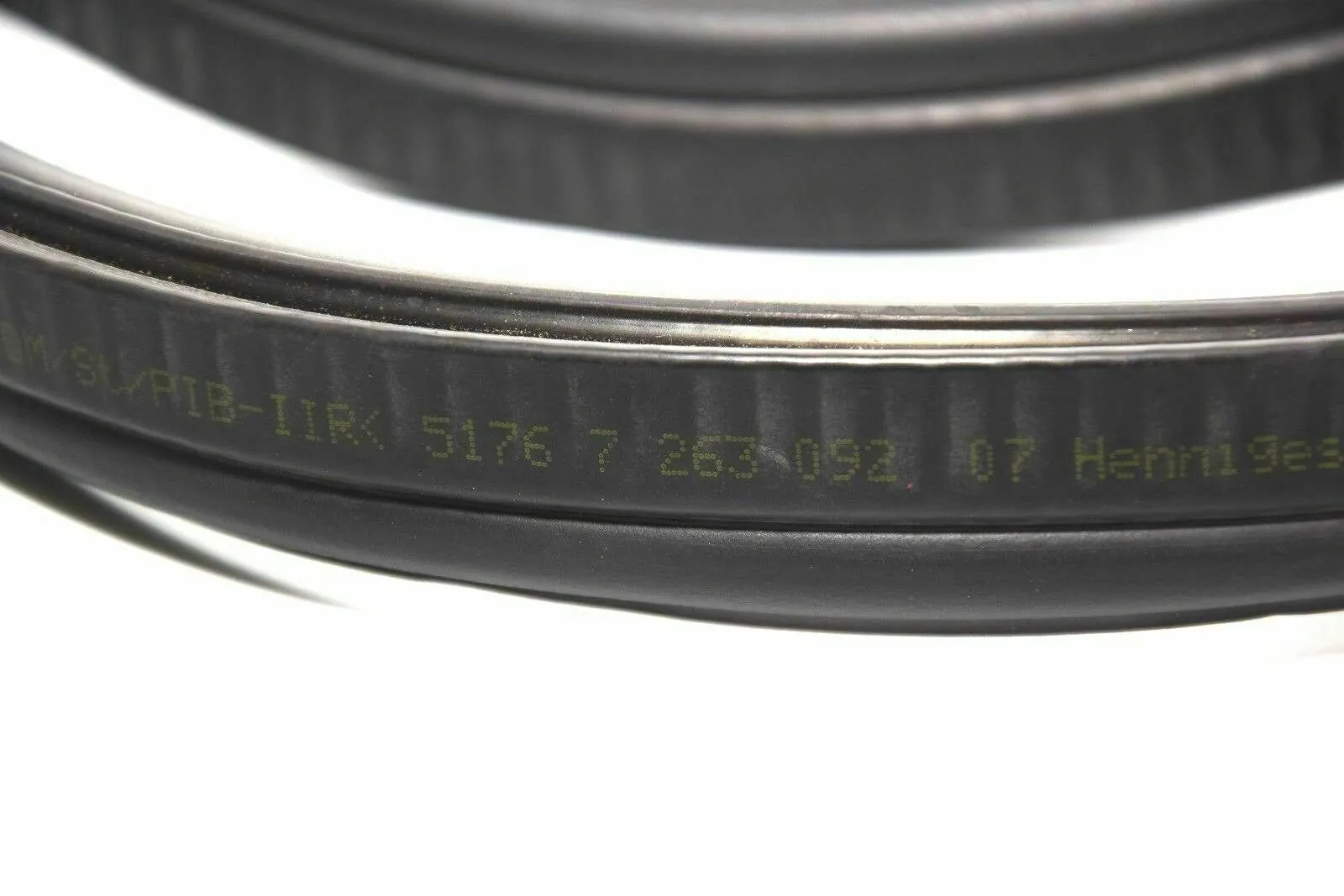 Tailgate Rubber Seal – OEM 7263092 · BMW 3 Touring (F31) BMW 3 Touring (F31) 320 d 2013 – 2