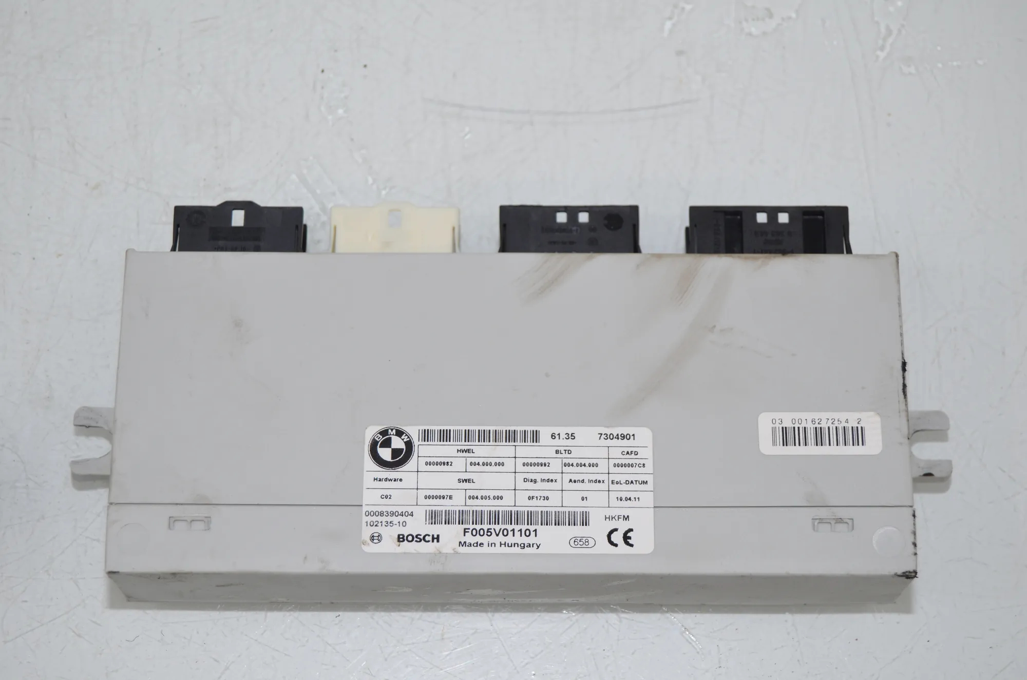 Other Control Units – OEM 7304901 · BMW 5 Touring (F11) 530 d xDrive 2011 – 2