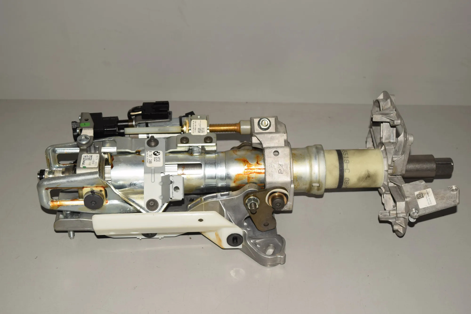 Steering Wheel Adjustment Mechanism – OEM 6791248 · BMW 5 Touring (E61) 520 d 2009 – 4