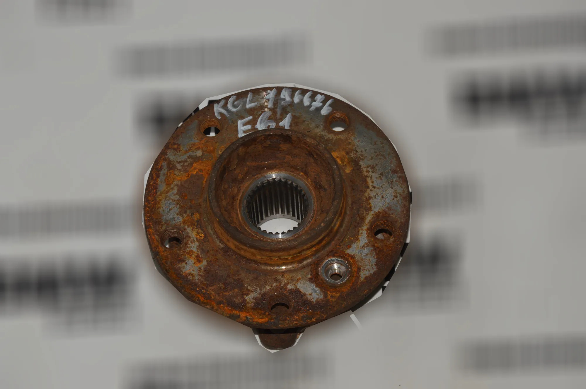 Rear Left Wheel Bearing · BMW 5 Touring (E61) 520 d 2009