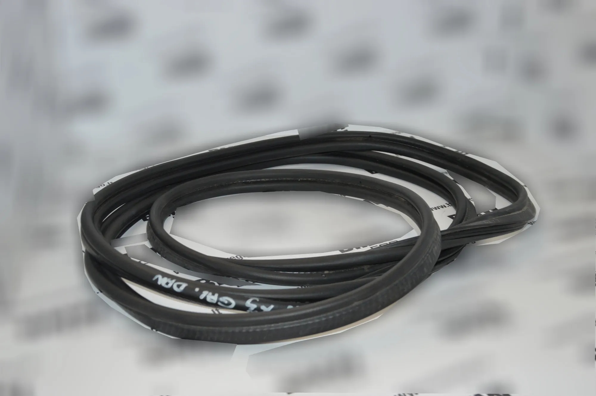 Tailgate Rubber Seal – OEM NA · BMW X3 (F25) BMW X3 (F25) xDrive 20 d 2014