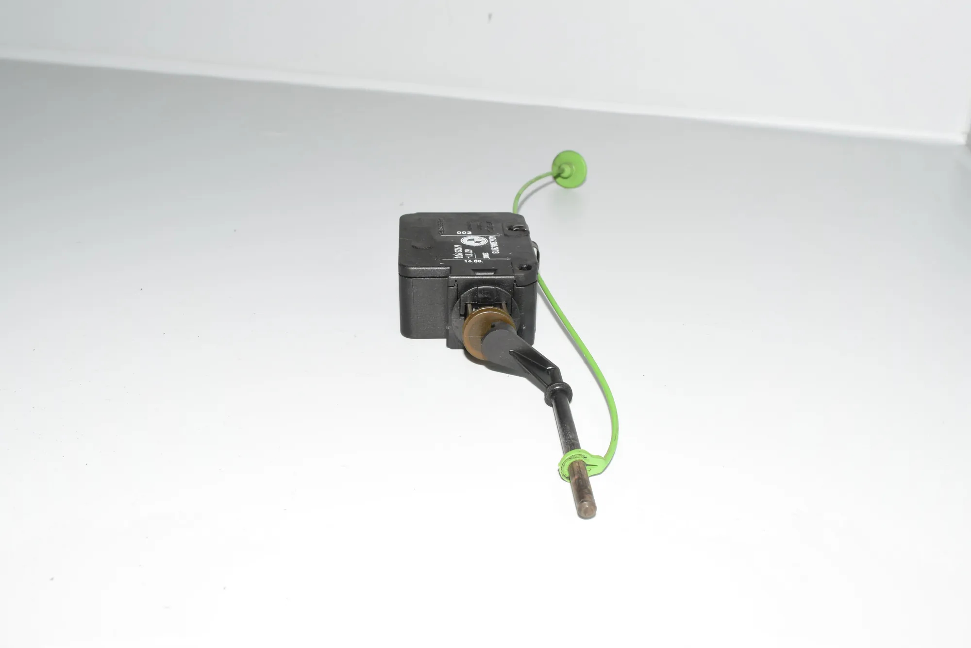 Other Control Units – OEM 6923974 · BMW X5 (E53) 4.8 is 2004 – 4