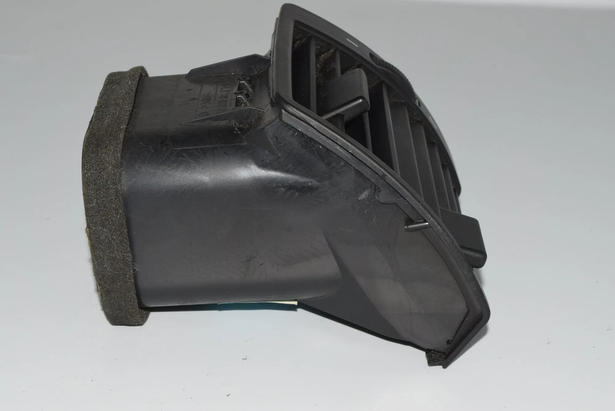 Dashboard Air Vents – OEM 8402215 · BMW X5 (E53) 4.8 is 2004 – 2