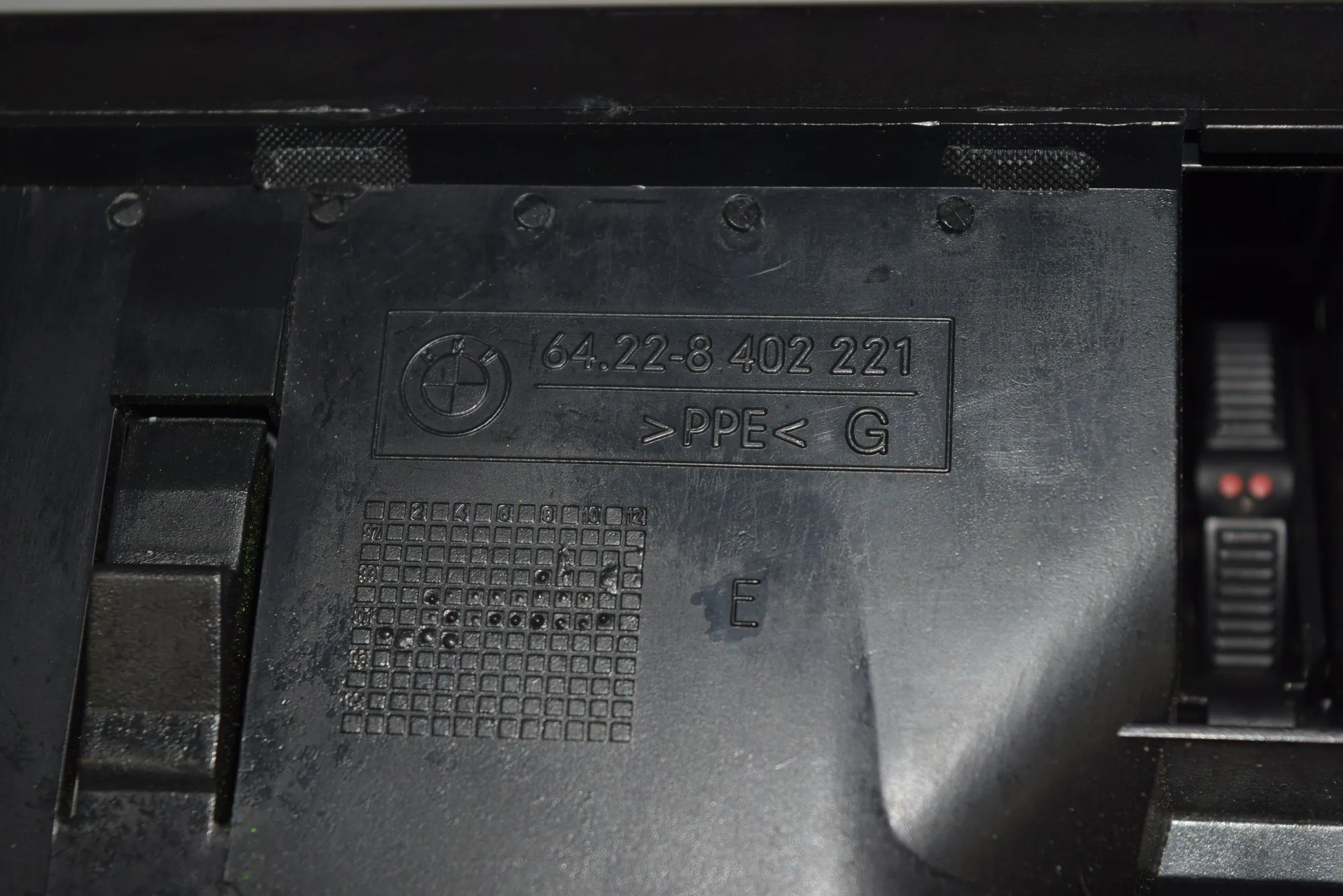 Dashboard Air Vents – OEM 8402221 · BMW X5 (E53) 4.8 is 2004 – 6