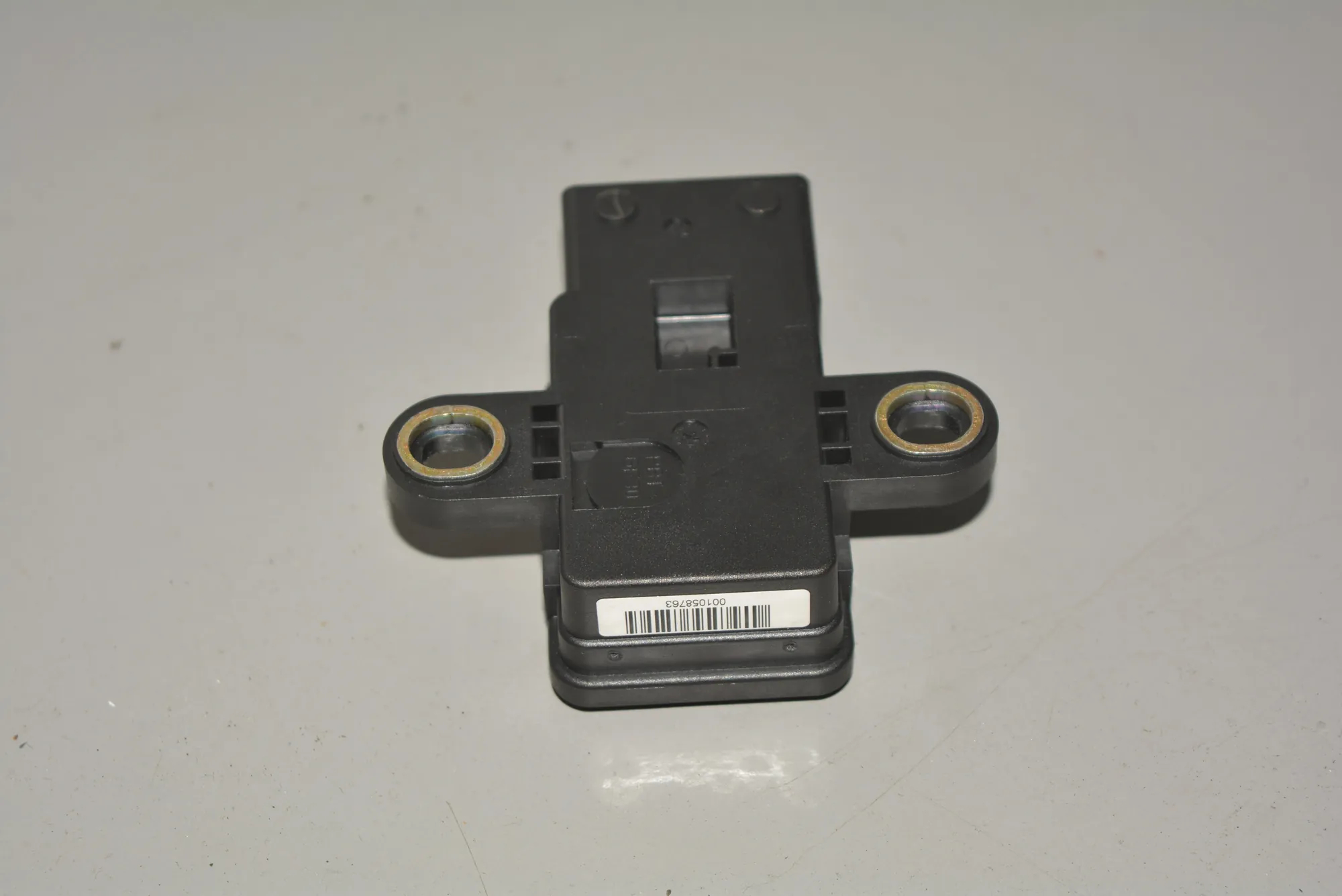 Acceleration Sensor – OEM 67536940265005248 · BMW X5 (E53) 4.4 i 2001 – 3