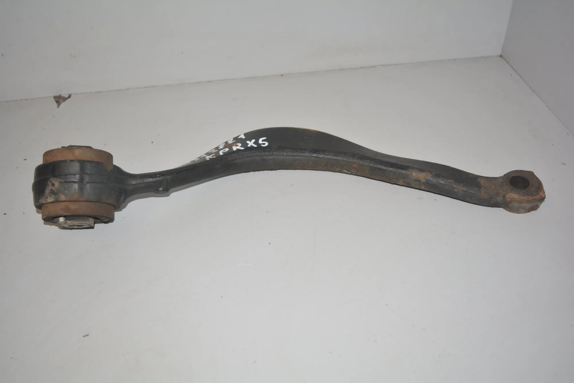 Front Left Upper Control Arm · BMW X5 (E53) 4.4 i 2001