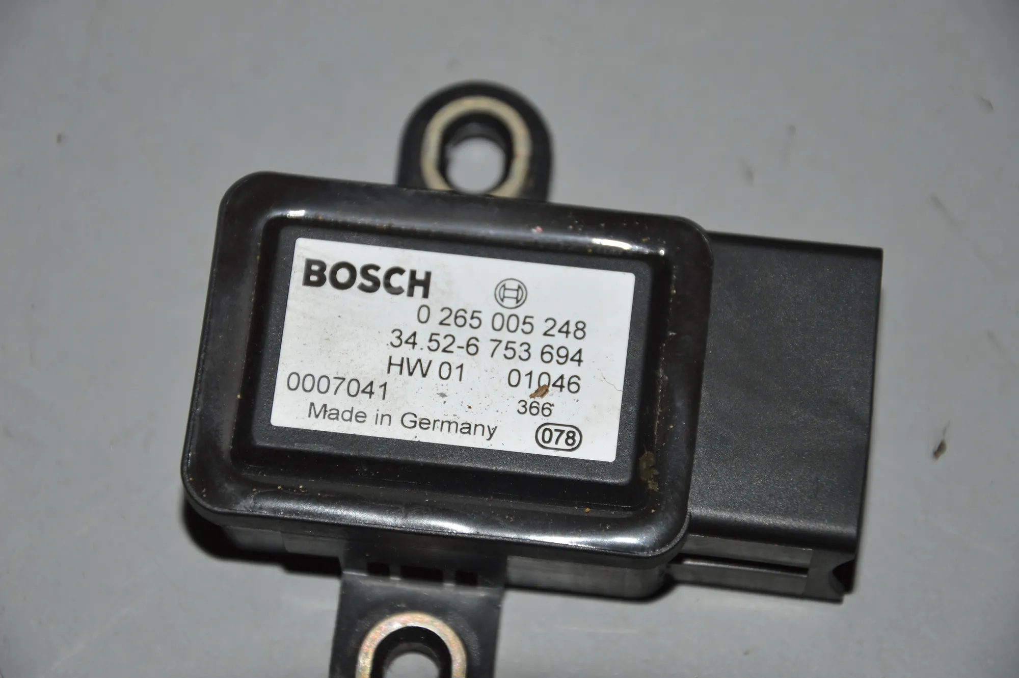 Acceleration Sensor – OEM 6753694BOSCH0265005248 · BMW 5 Touring (E39) 530 d 2001 – 3