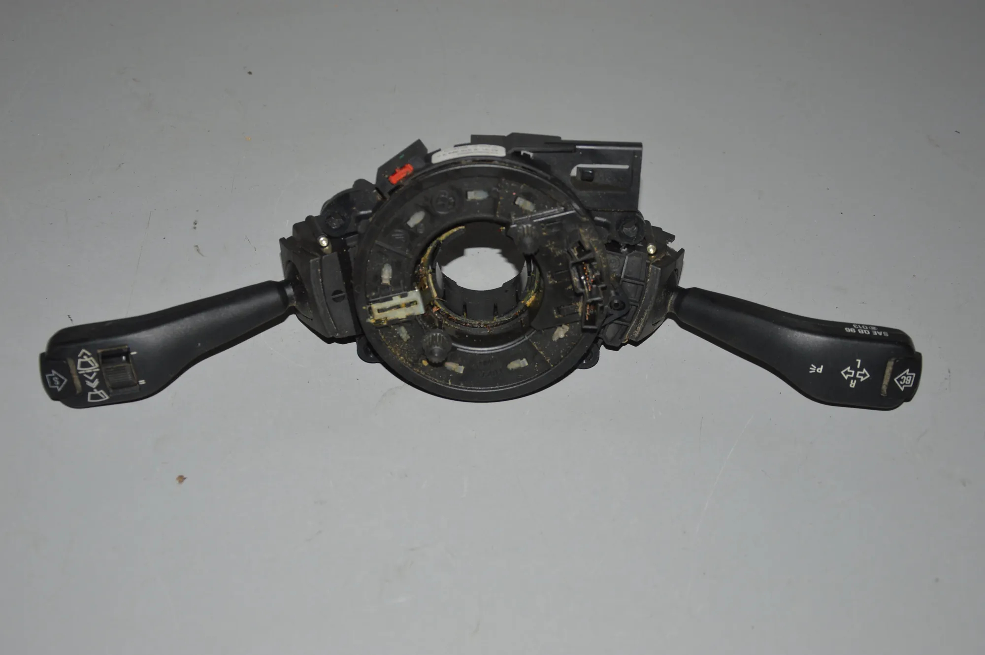 Indicator Wiper Stalk Switch – OEM 837539883636888375408 · BMW 5 Touring (E39) 530 d 2001