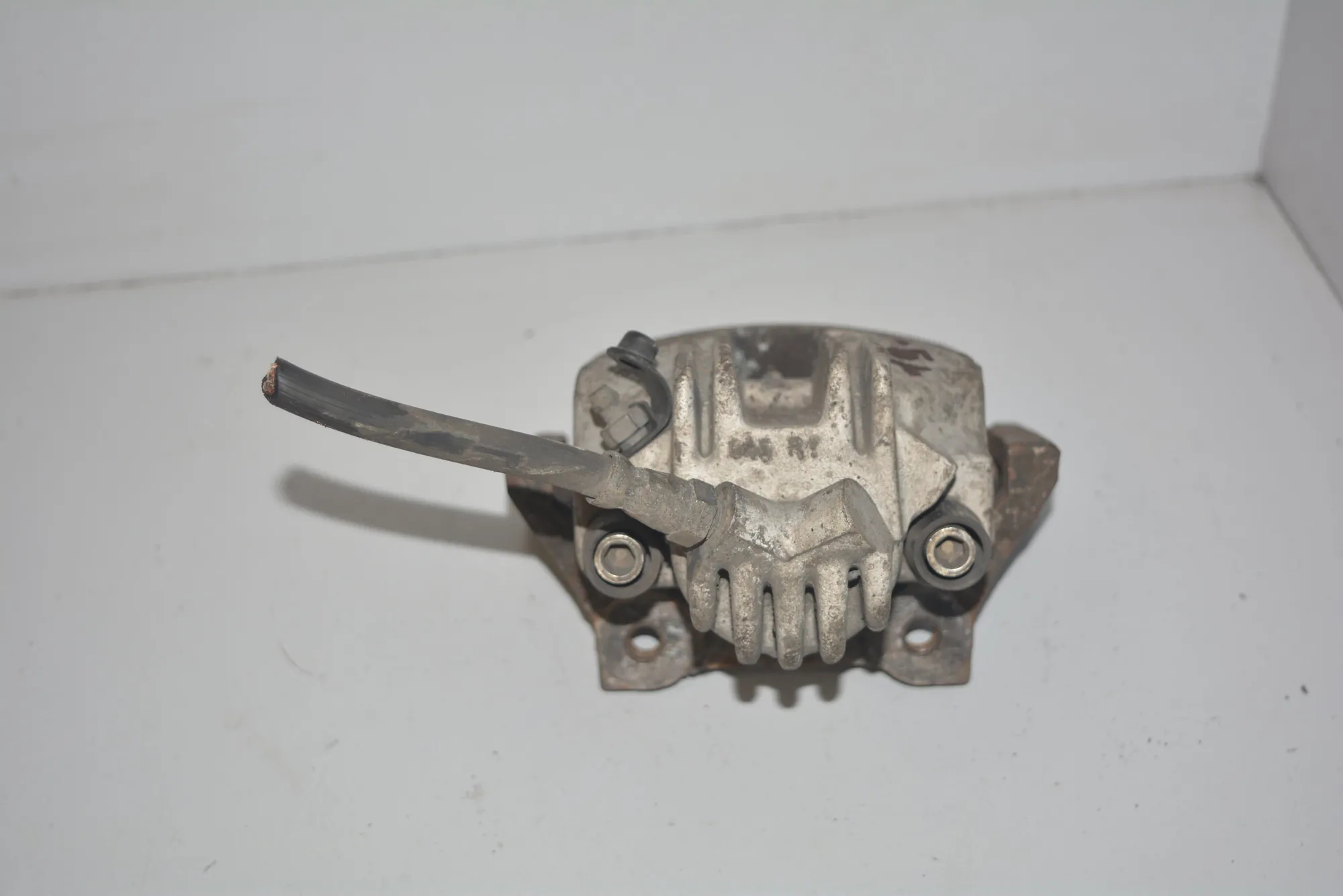 Rear Right Brake Caliper · BMW 5 Touring (E39) 530 d 2001 – 2