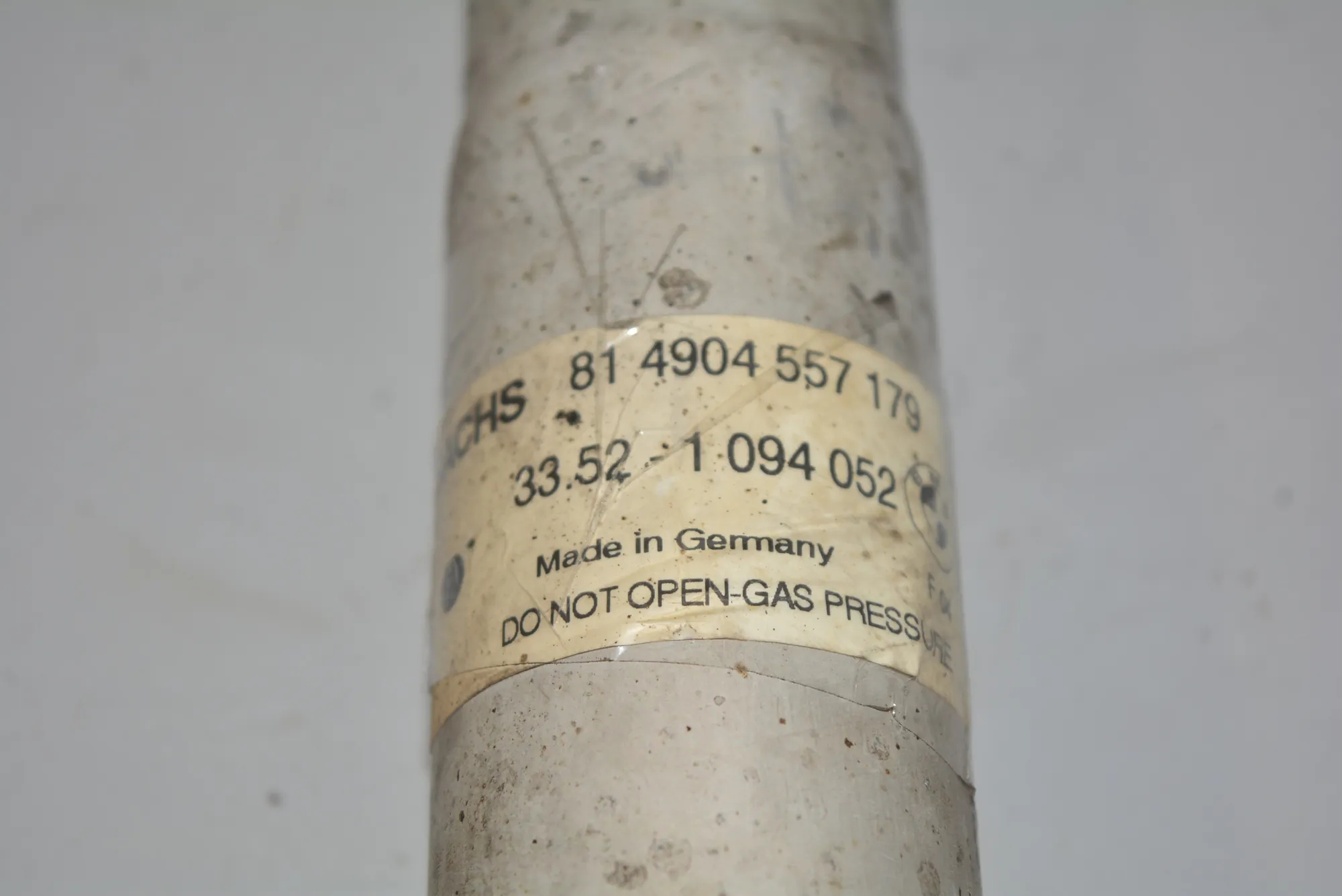 Rear Left Shock Absorber – OEM 1094052 · BMW 5 Touring (E39) 530 d 2001 – 2