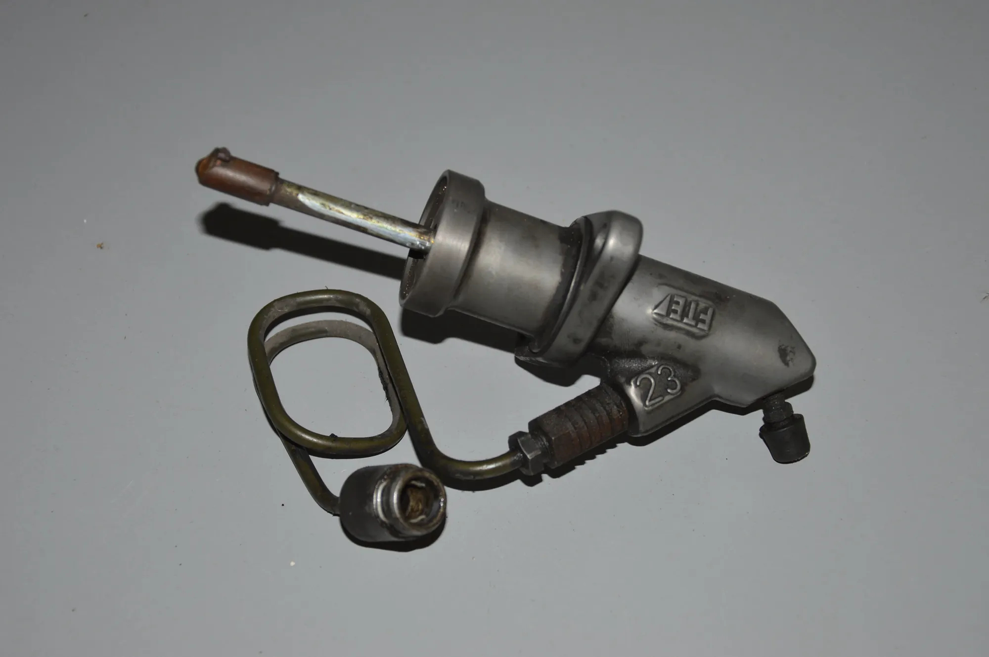 Brake Cylinder · BMW 5 Touring (E39) 530 d 2001