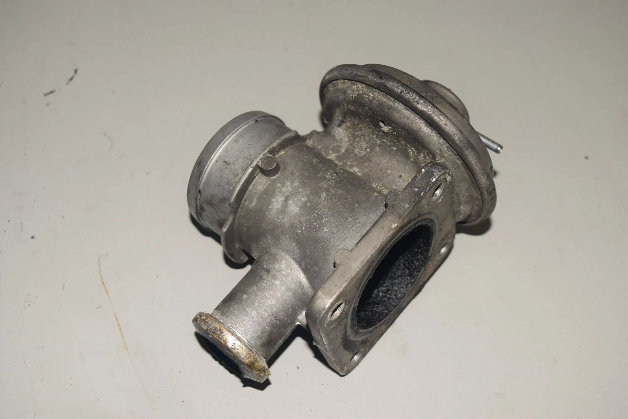 EGR Valve – OEM 7785452 · BMW 5 Touring (E39) 530 d 2001