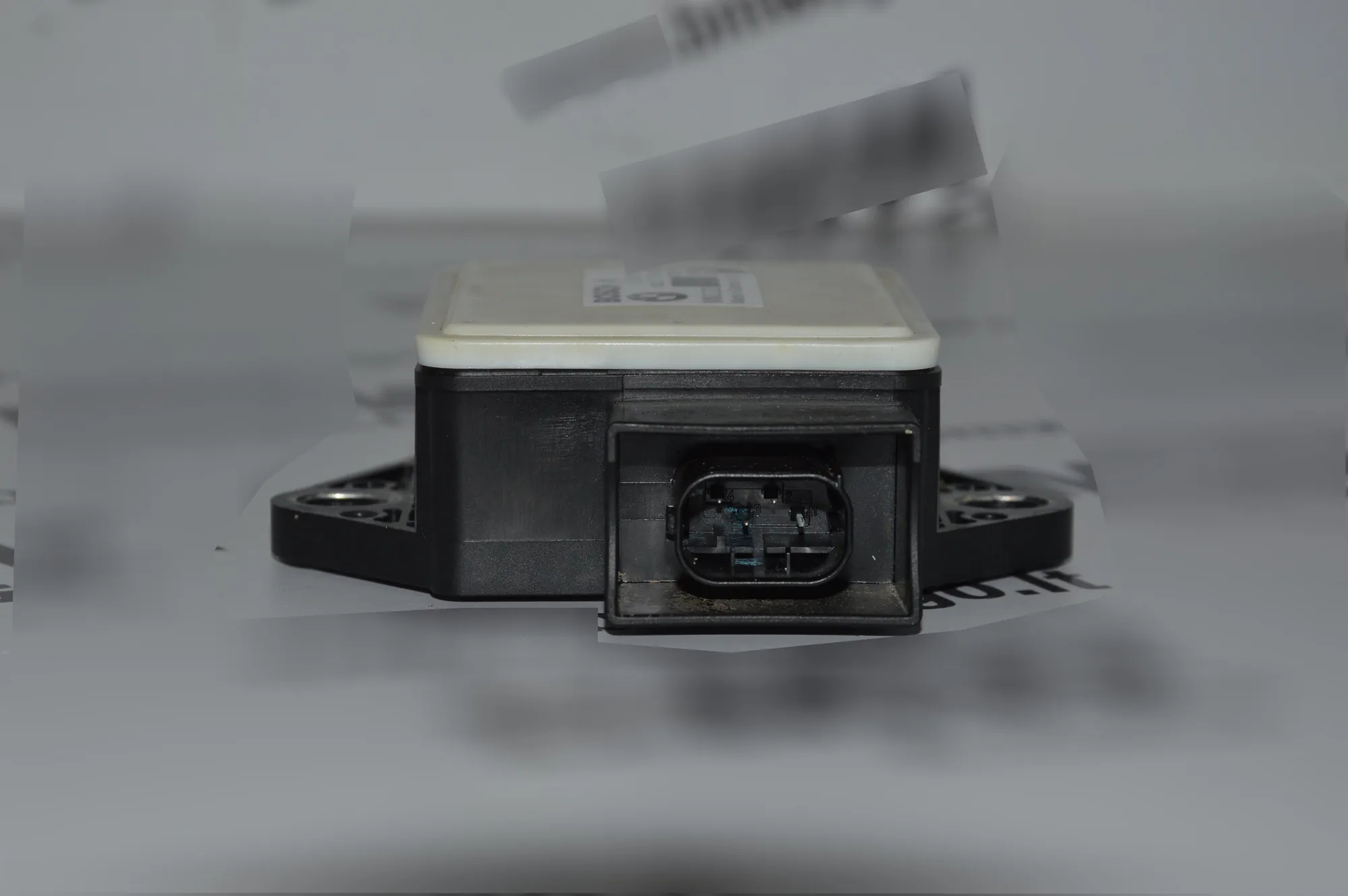 Acceleration Sensor – OEM 6779913 · BMW 5 Touring (E61) BMW 5 Touring (E61) 530 d 2008 – 2