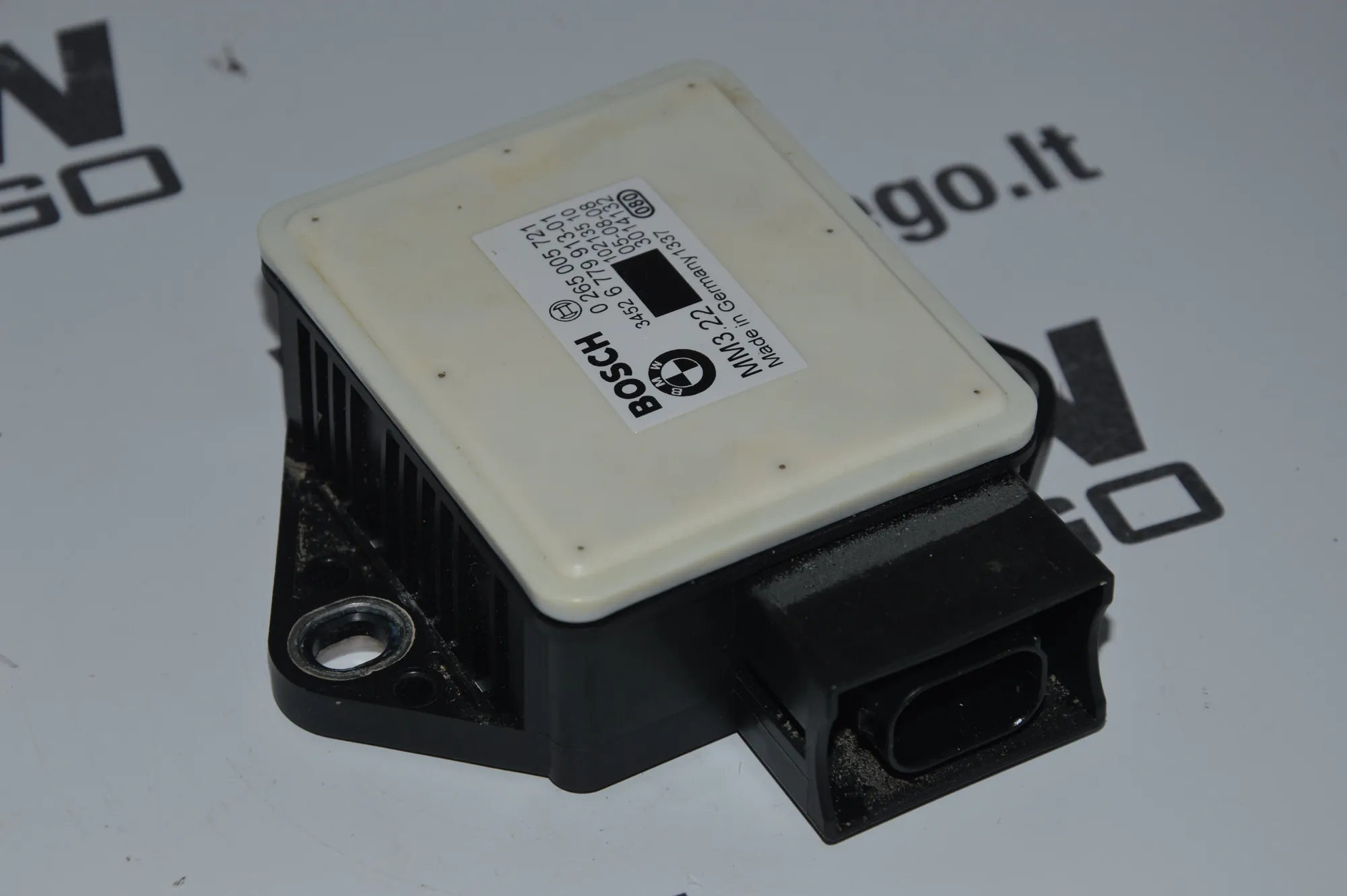 Acceleration Sensor – OEM 6779913 · BMW 5 Touring (E61) BMW 5 Touring (E61) 530 d 2008 – 3