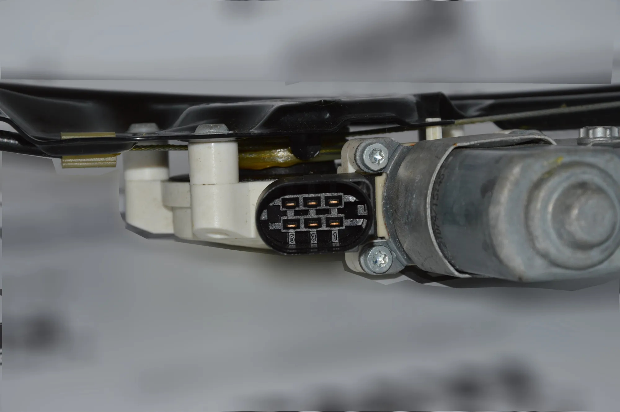 Rear Right Door Window Regulator – OEM 7184746 · BMW 5 (E60) BMW 5 (E60) 2009 – 3