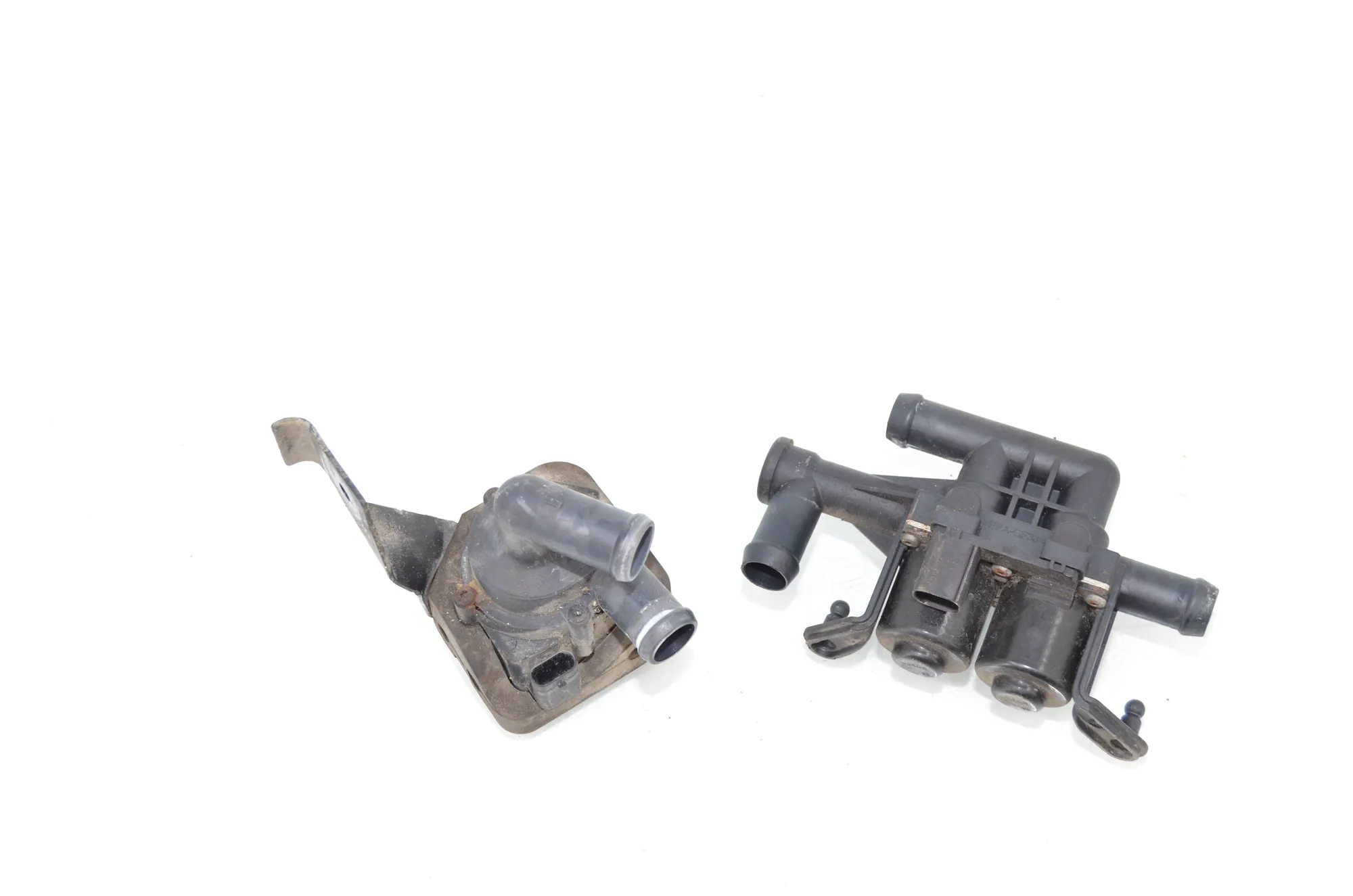 Auxiliary Water Pump – OEM 9119164 · BMW 5 Touring (F11) 530 d xDrive 2011