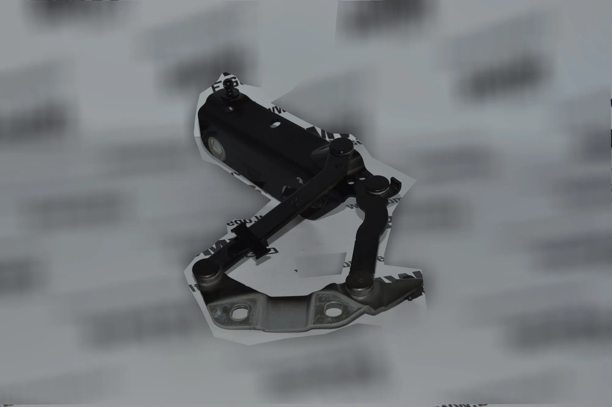 Front Right Bonnet Hinge – OEM 6H52-16800-AC · LAND ROVER RANGE ROVER EVOQUE (L538) 2.2 D 4x4 2013 – 2