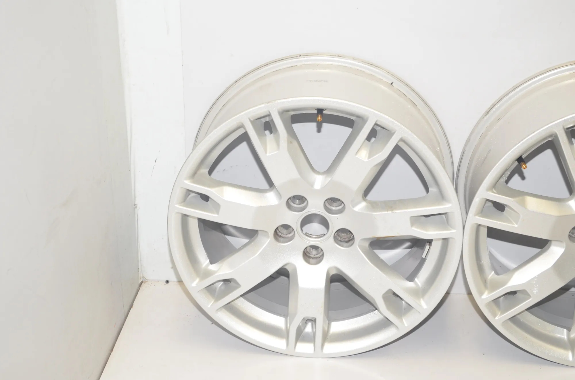 Alloy Wheel Set – OEM LR024422 · LAND ROVER RANGE ROVER EVOQUE (L538) 2.2 D 4x4 2013 – 2