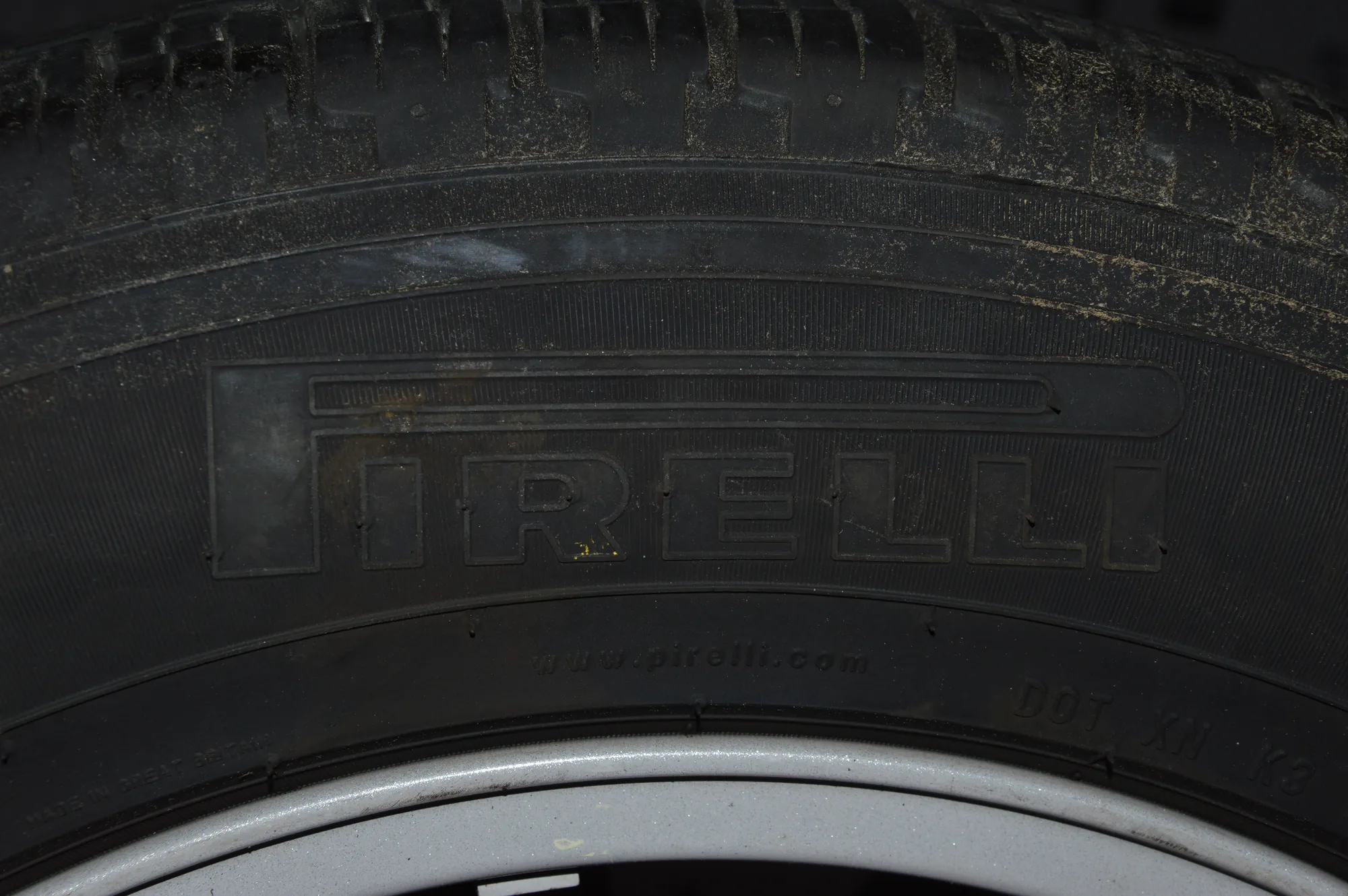 Tyre Kit · LAND ROVER RANGE ROVER EVOQUE (L538) LAND ROVER RANGE ROVER EVOQUE (L538) 2.2 D 4x4 2013 – 4