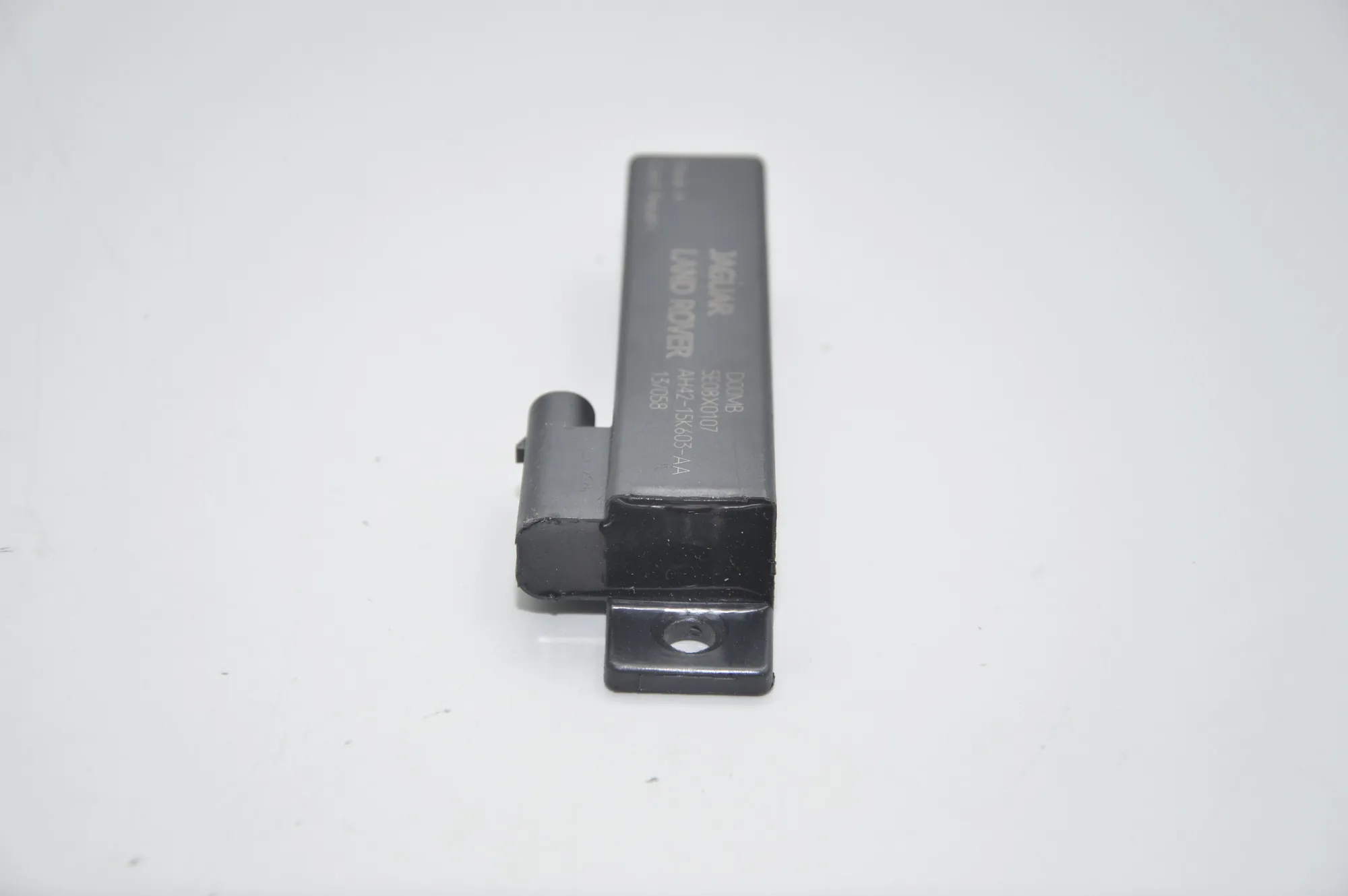 Antenna – OEM AH42-15K603-AA · LAND ROVER RANGE ROVER EVOQUE (L538) 2.2 D 4x4 2013 – 4