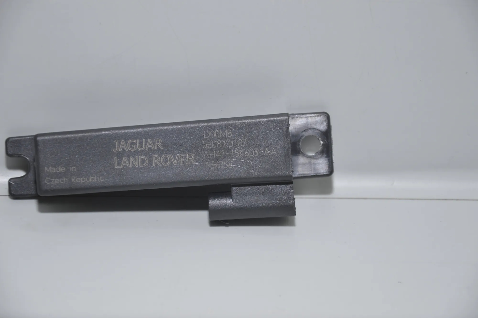 Antenna – OEM AH42-15K603-AA · LAND ROVER RANGE ROVER EVOQUE (L538) 2.2 D 4x4 2013 – 6