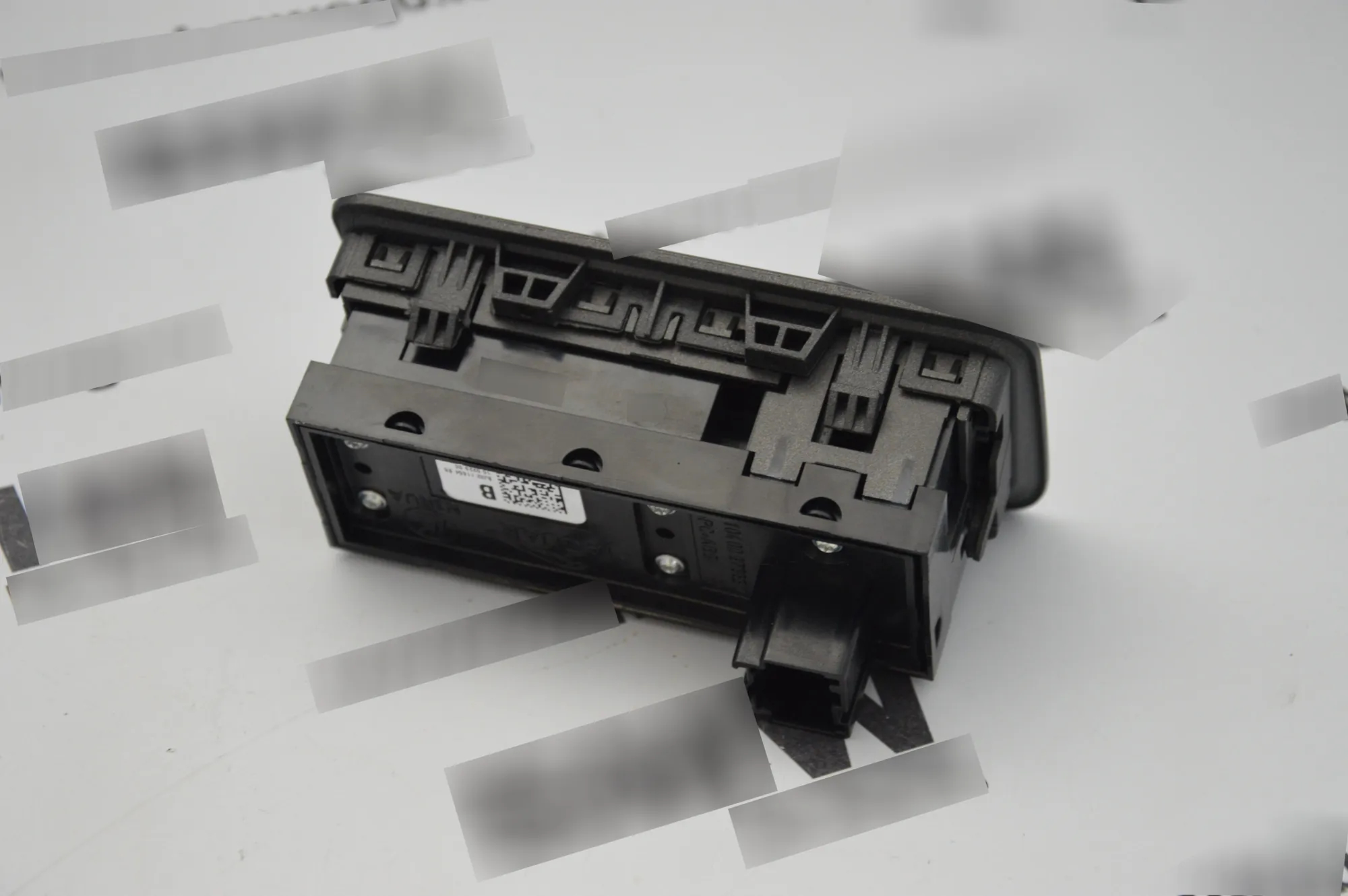 Switches – OEM BJ32-11654-BB · LAND ROVER RANGE ROVER EVOQUE (L538) 2.2 D 4x4 2013 – 4