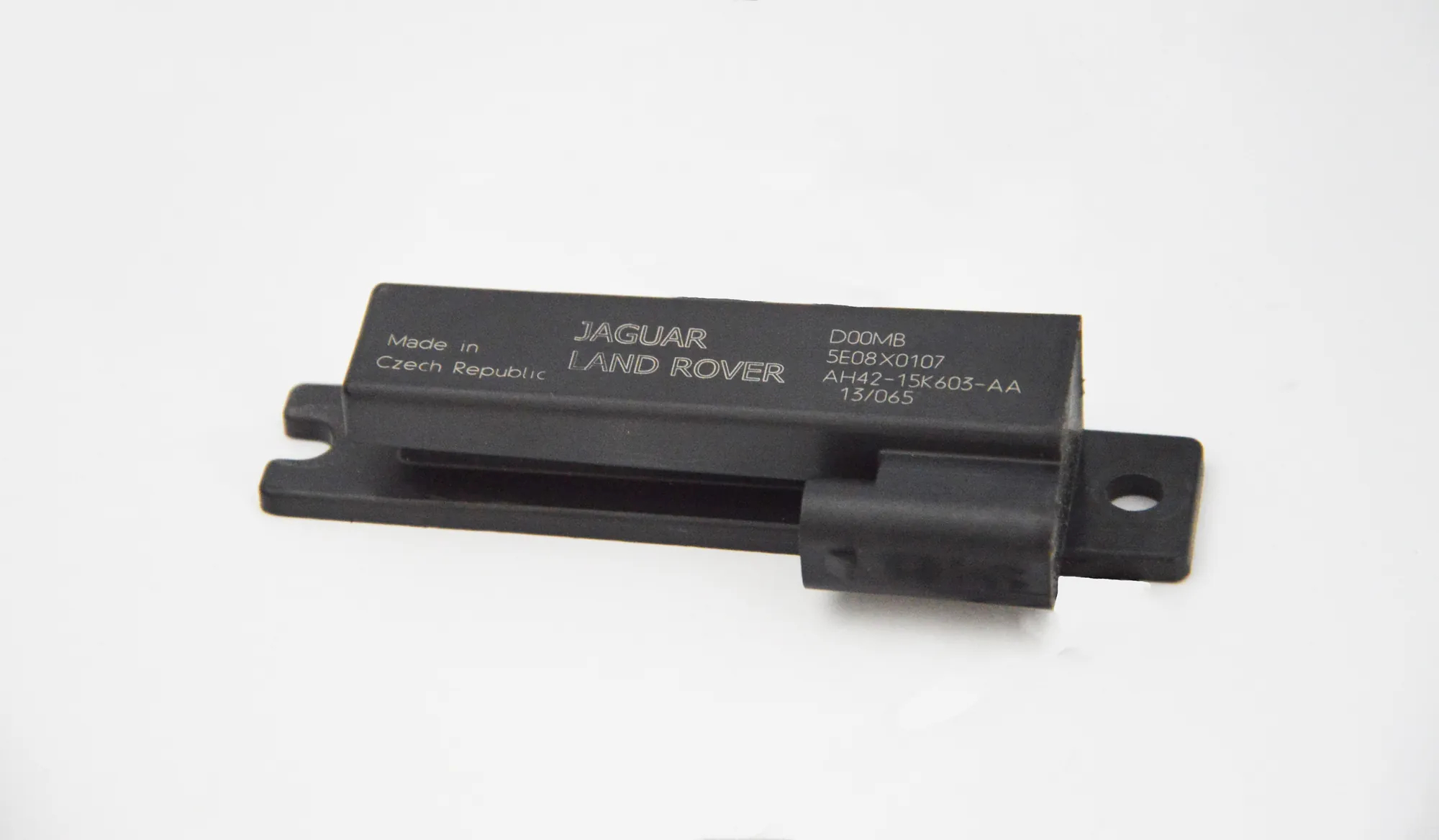 Antenna – OEM AH42-15K603-AA · LAND ROVER RANGE ROVER EVOQUE (L538) 2.2 D 4x4 2013