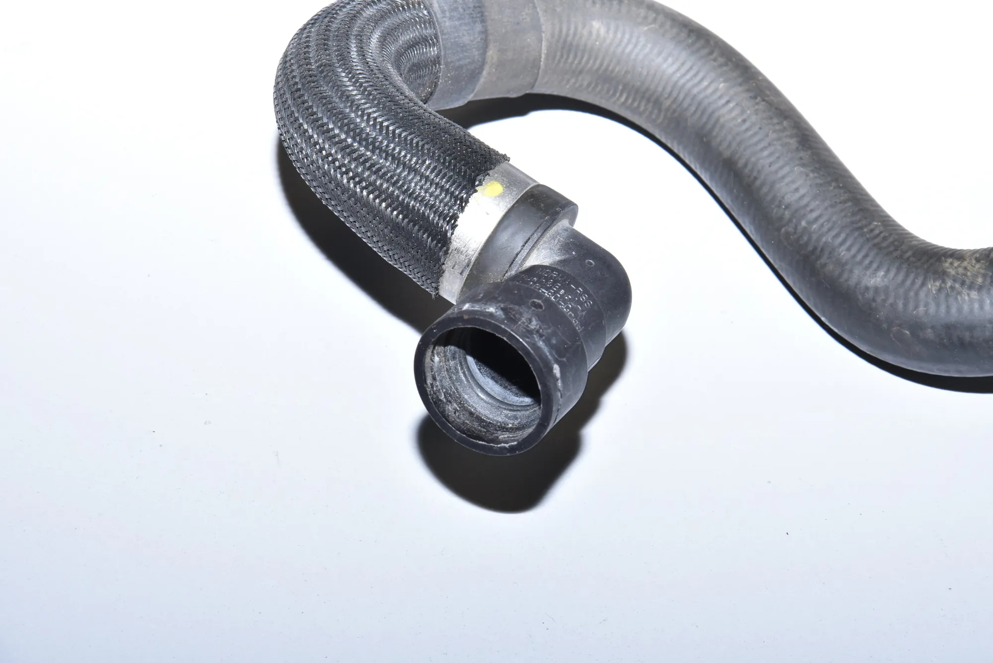 Pipe Hose – OEM BJ328274AA · LAND ROVER RANGE ROVER EVOQUE (L538) 2.2 D 4x4 2013 – 3