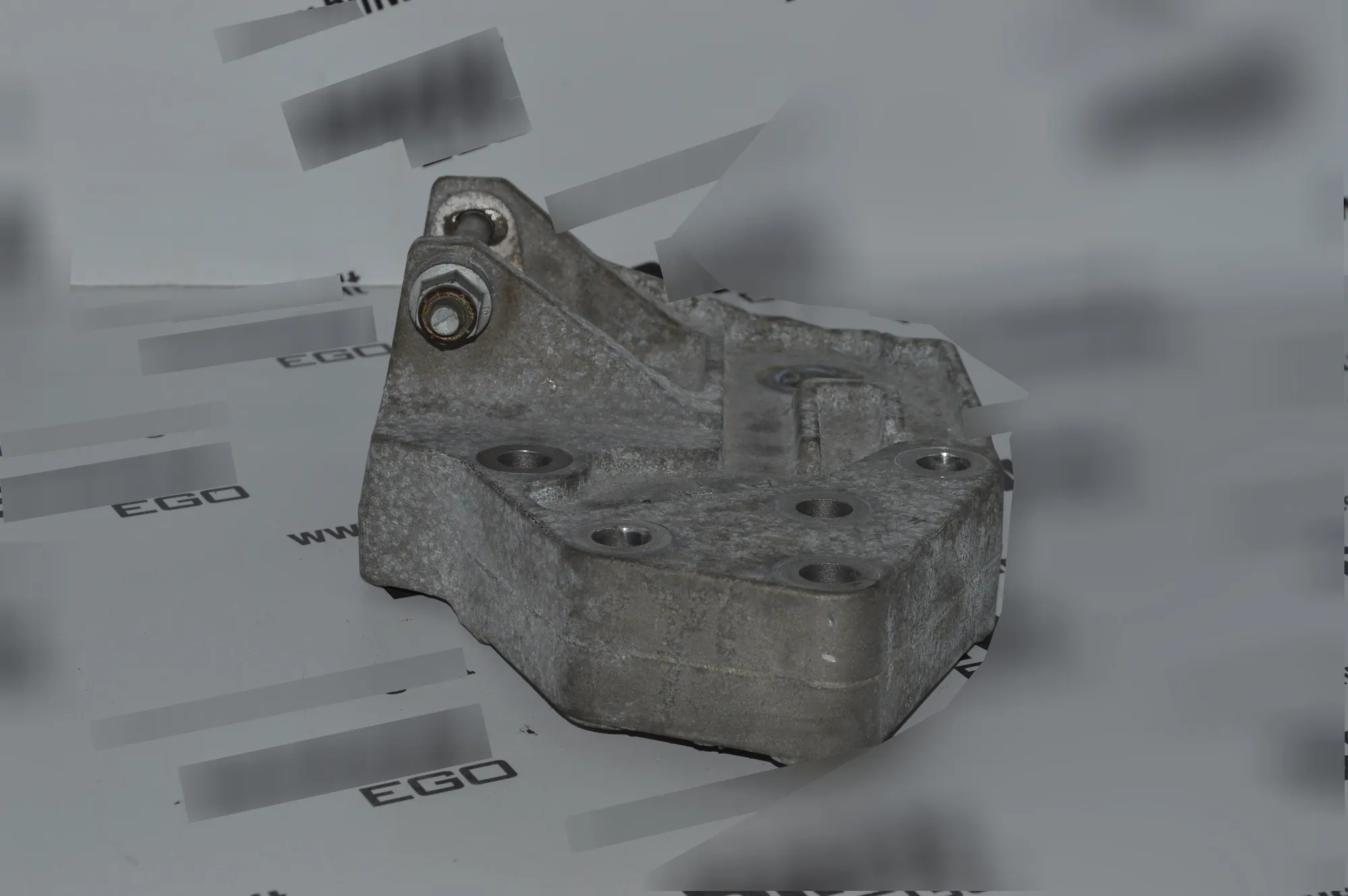 Left Side Engine Bracket – OEM BJ32-6P096-AA · LAND ROVER RANGE ROVER EVOQUE (L538) 2.2 D 4x4 2013 – 3