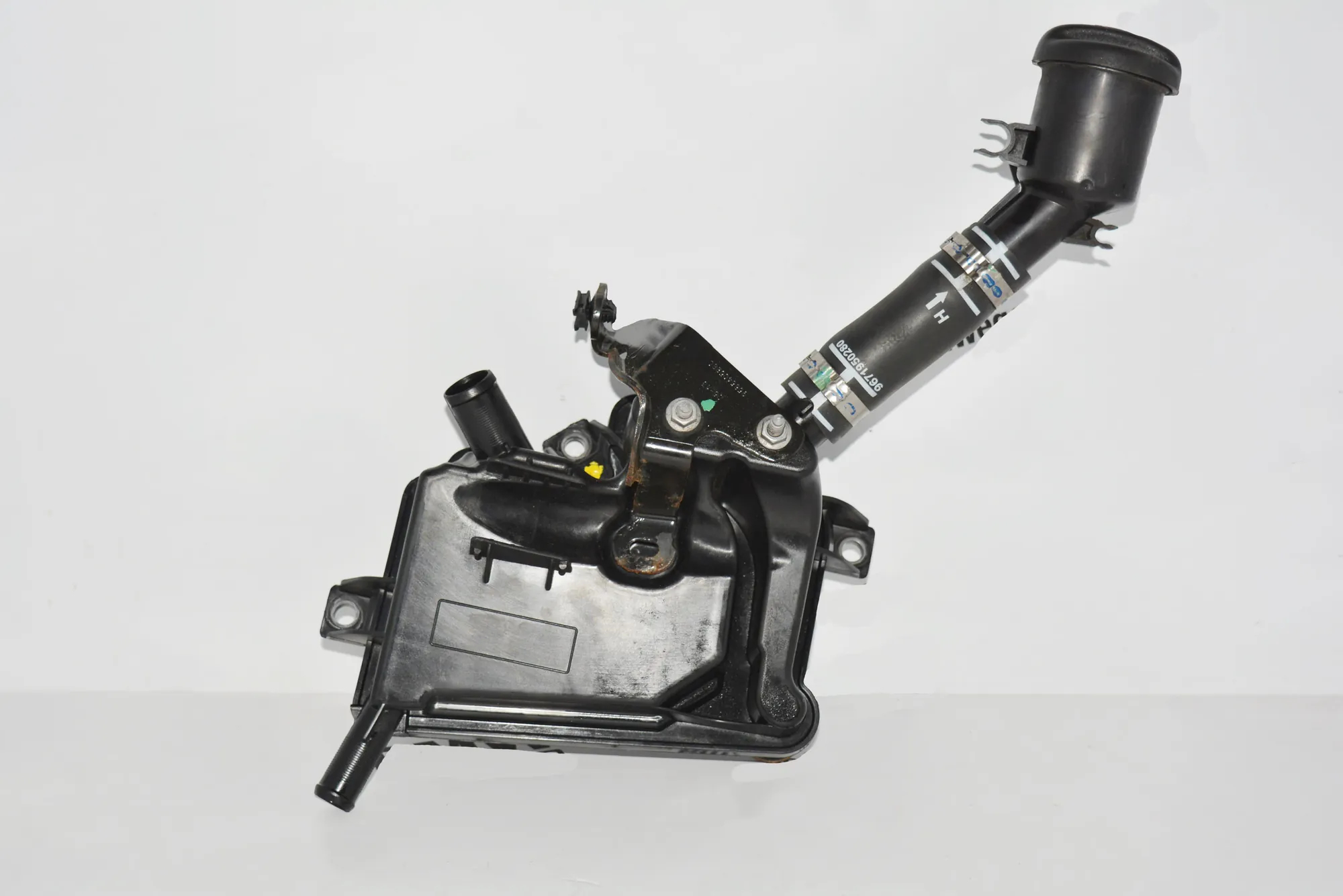 Other Engine Compartment Parts – OEM 9675994880 · LAND ROVER RANGE ROVER EVOQUE (L538) 2.2 D 4x4 2013 – 5