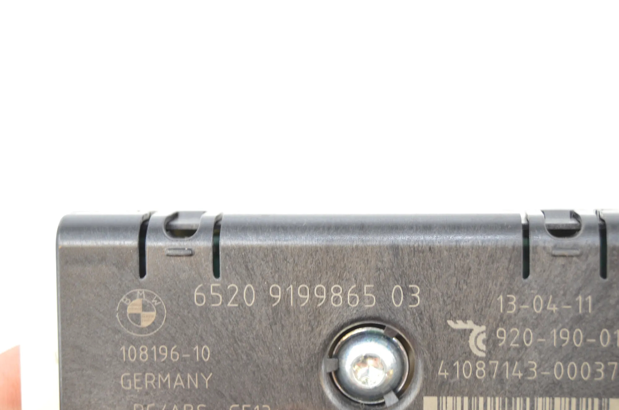 Antenna Amplifier – OEM 9199865 · BMW 5 Touring (F11) 530 d xDrive 2011 – 6