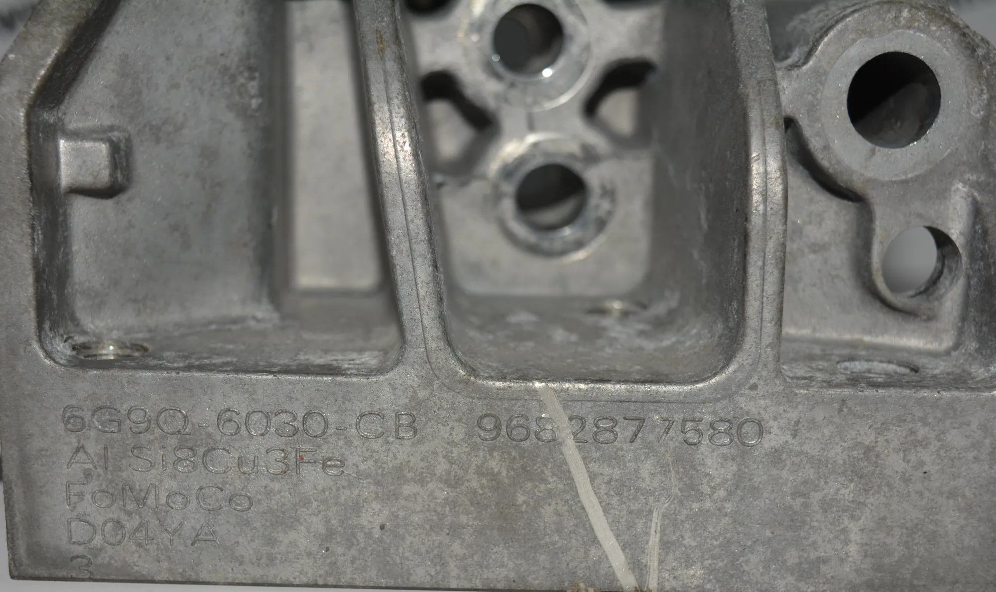 Right Side Engine Bracket – OEM 6G9Q-6030-CB9682877580 · LAND ROVER RANGE ROVER EVOQUE (L538) 2.2 D 4x4 2013 – 4