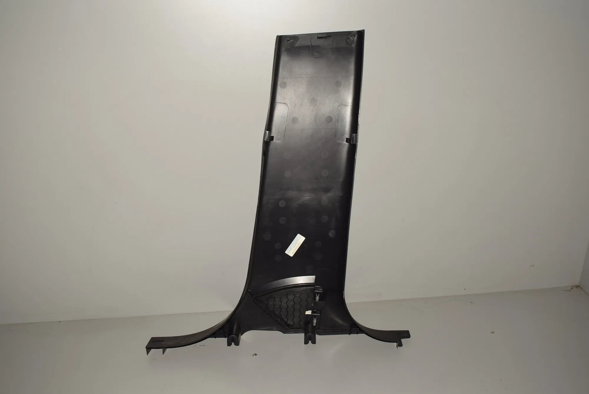 Left Side B Pillar Trim – OEM BJ32-243A53-AD · LAND ROVER RANGE ROVER EVOQUE (L538) 2.2 D 4x4 2013 – 2