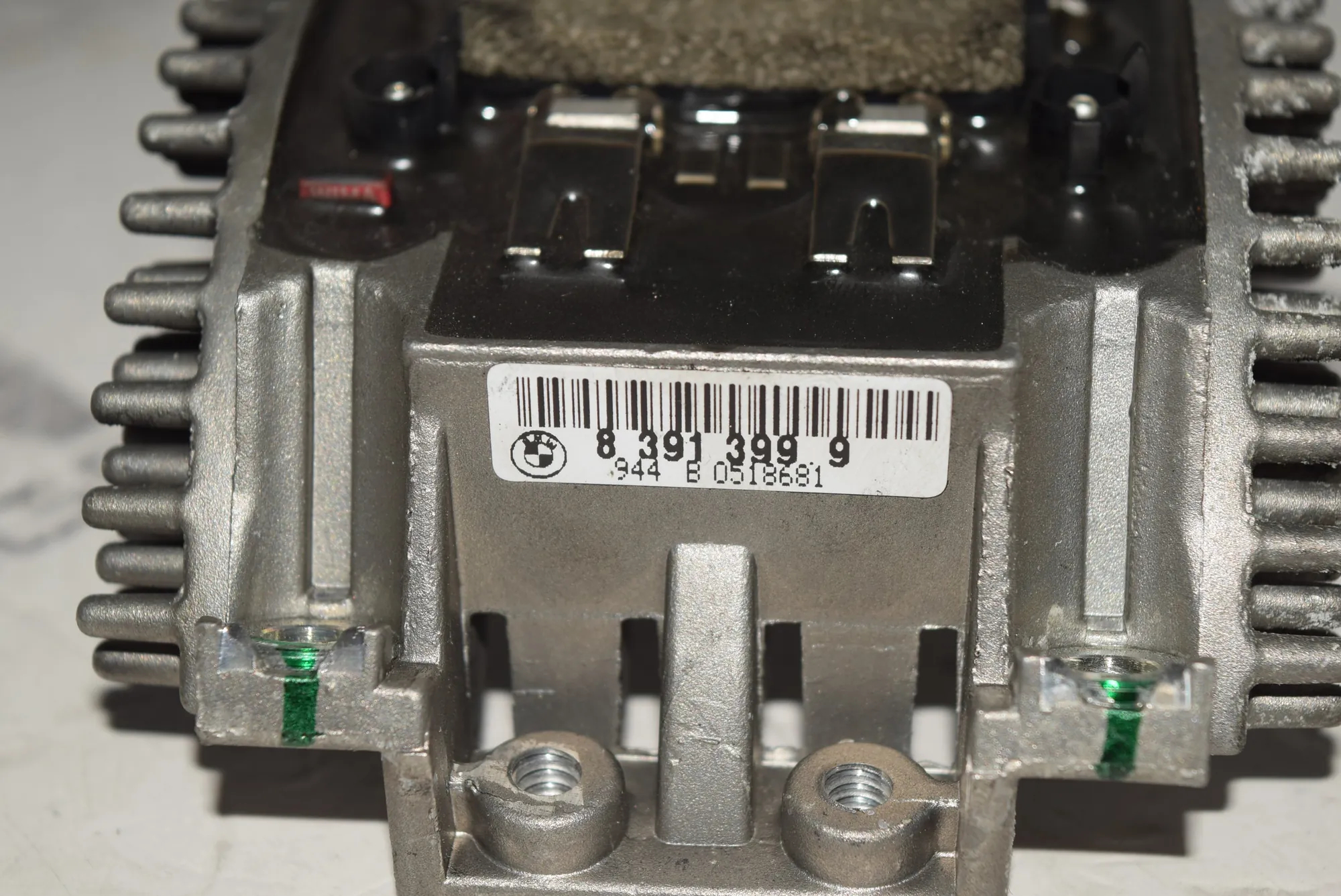 Interior Heater Resistor – OEM 8391399 · BMW 7 (E38) 2001 – 3