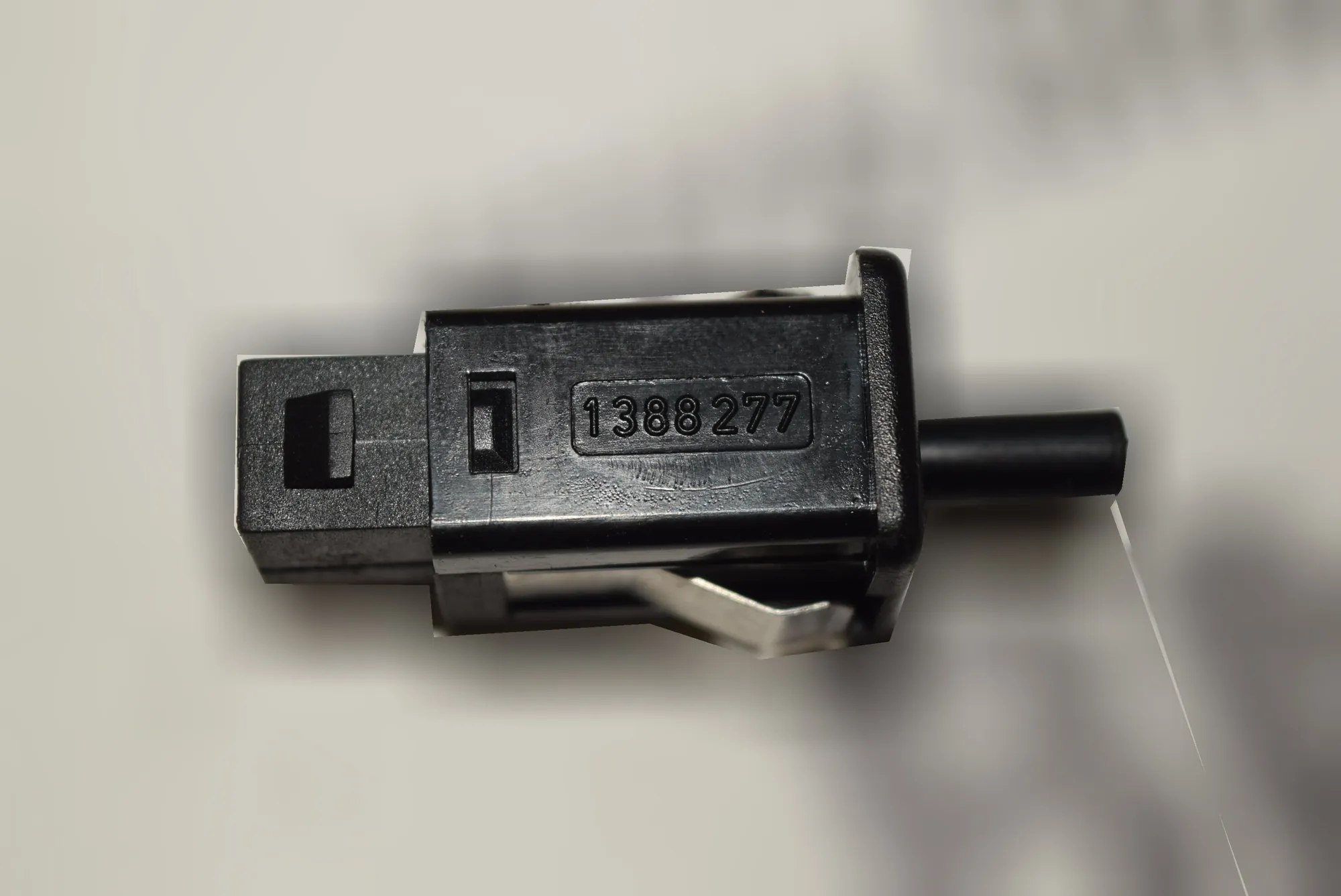 Other Control Units – OEM 1388277 · BMW 7 (E38) 2001 – 2