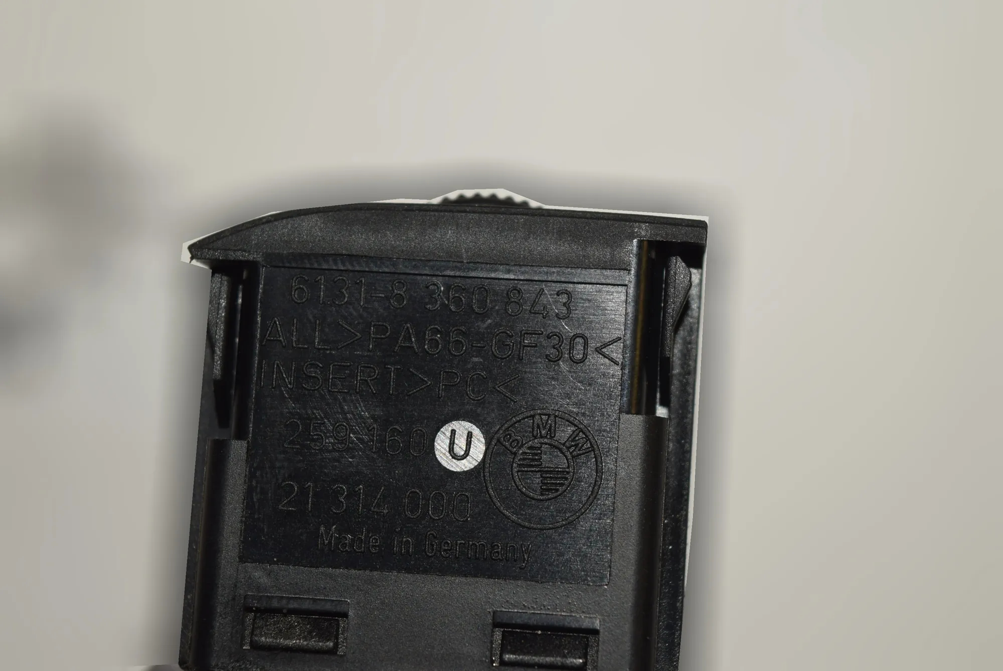 Other Control Units – OEM 8360843 · BMW 7 (E38) 2001 – 2