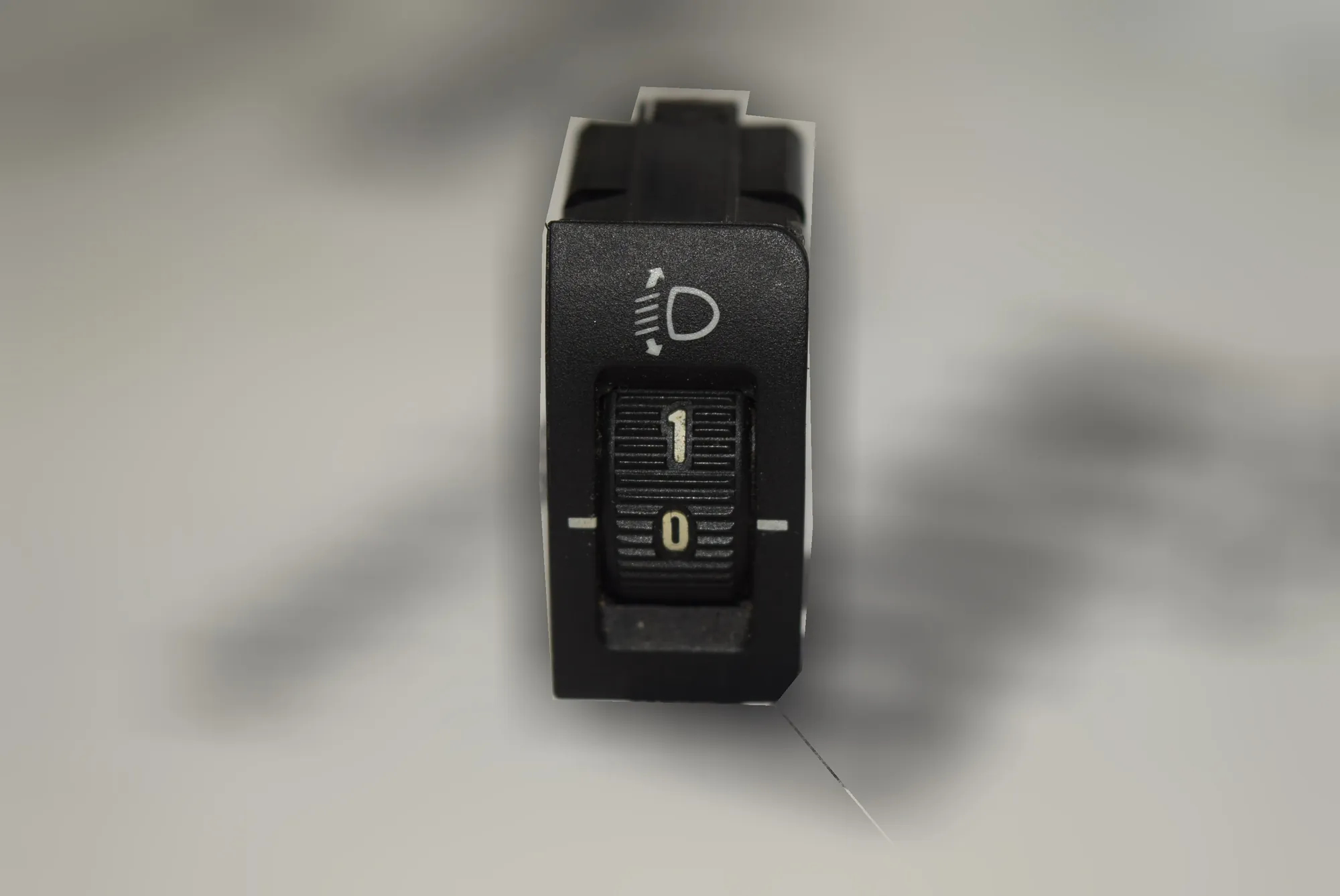 Other Control Units – OEM 8360843 · BMW 7 (E38) 2001