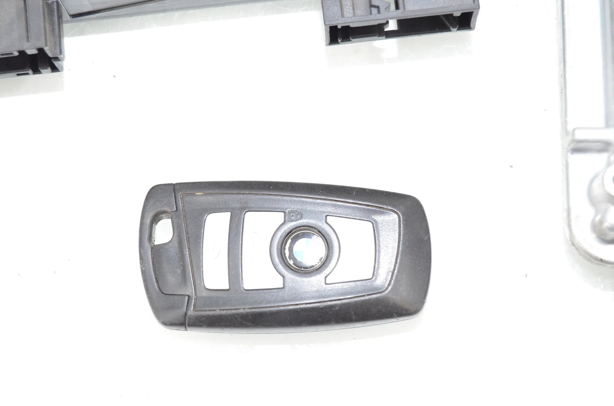 Engine Ignition ECU Set – OEM 8511907 · BMW 5 Touring (F11) 530 d xDrive 2011 – 5