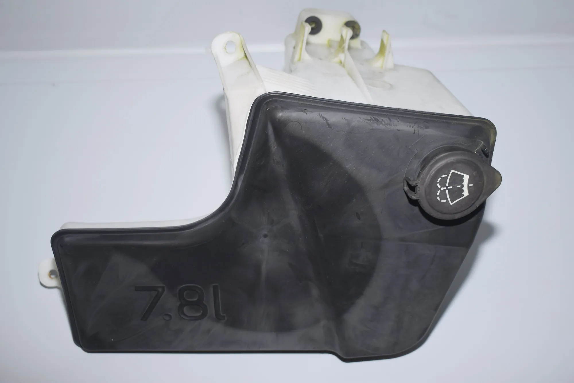 Window Washer Tank – OEM 8252738 · BMW X5 (E53) 3.0 d 2001