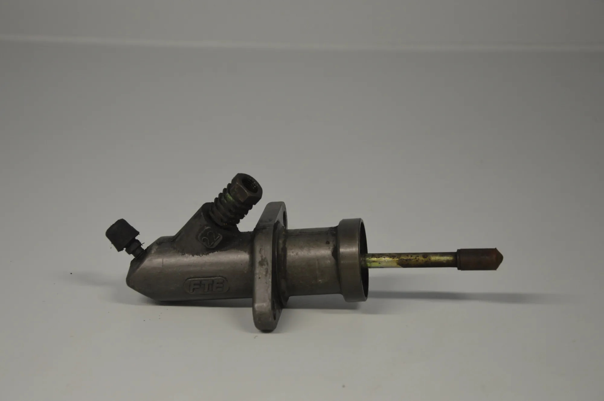 Brake Cylinder – OEM NA · BMW 5 Touring (E39) 525 d 2001 – 2